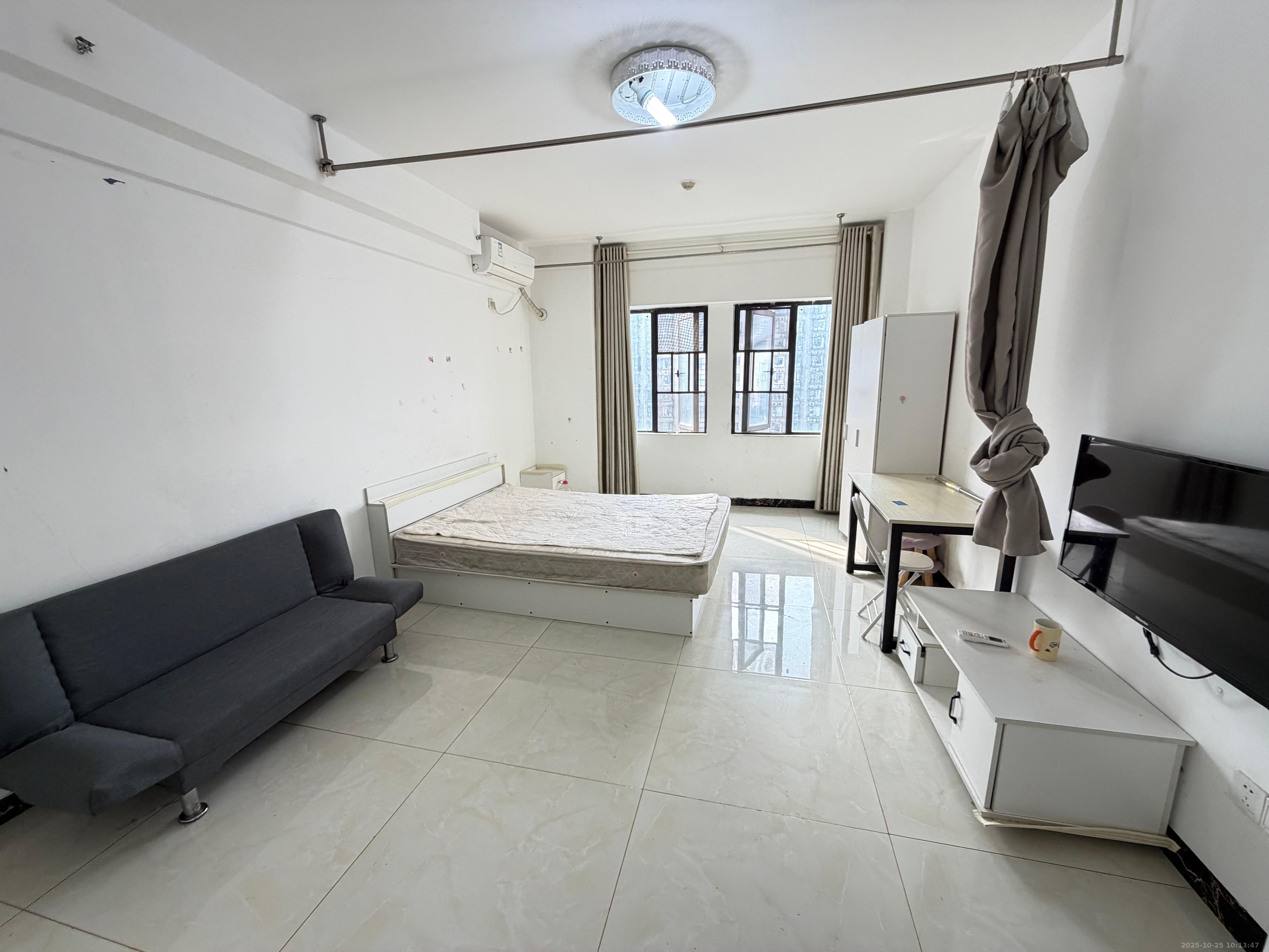 钰龙天下二期(钰龙佳园)  1室1厅1卫    1200.0元/月 钰龙天下二期(钰龙佳园)  1室1厅1卫    1200.0元/月室内图