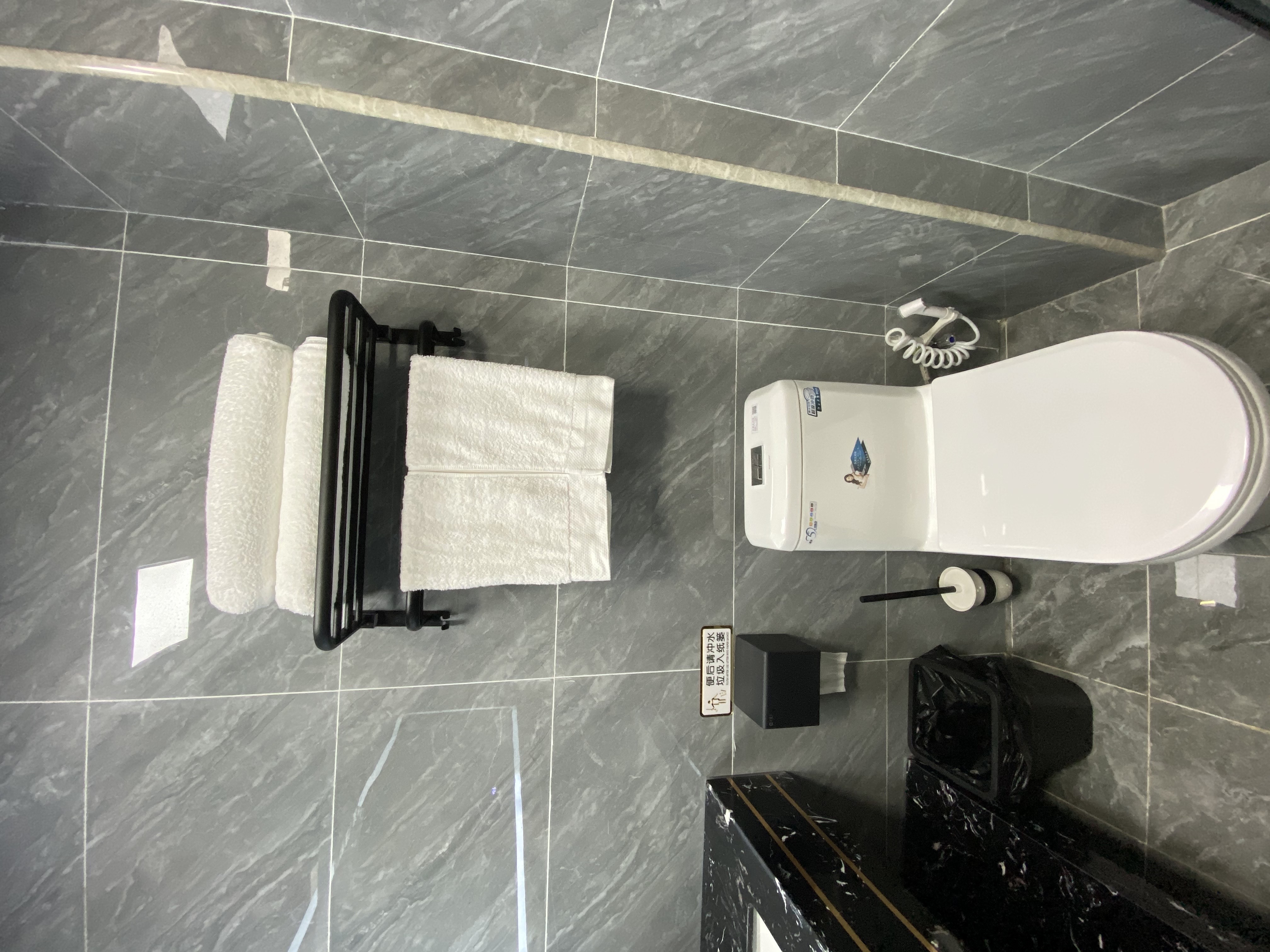 万恒公馆  1室1厅1卫    2600.0元/月室内图