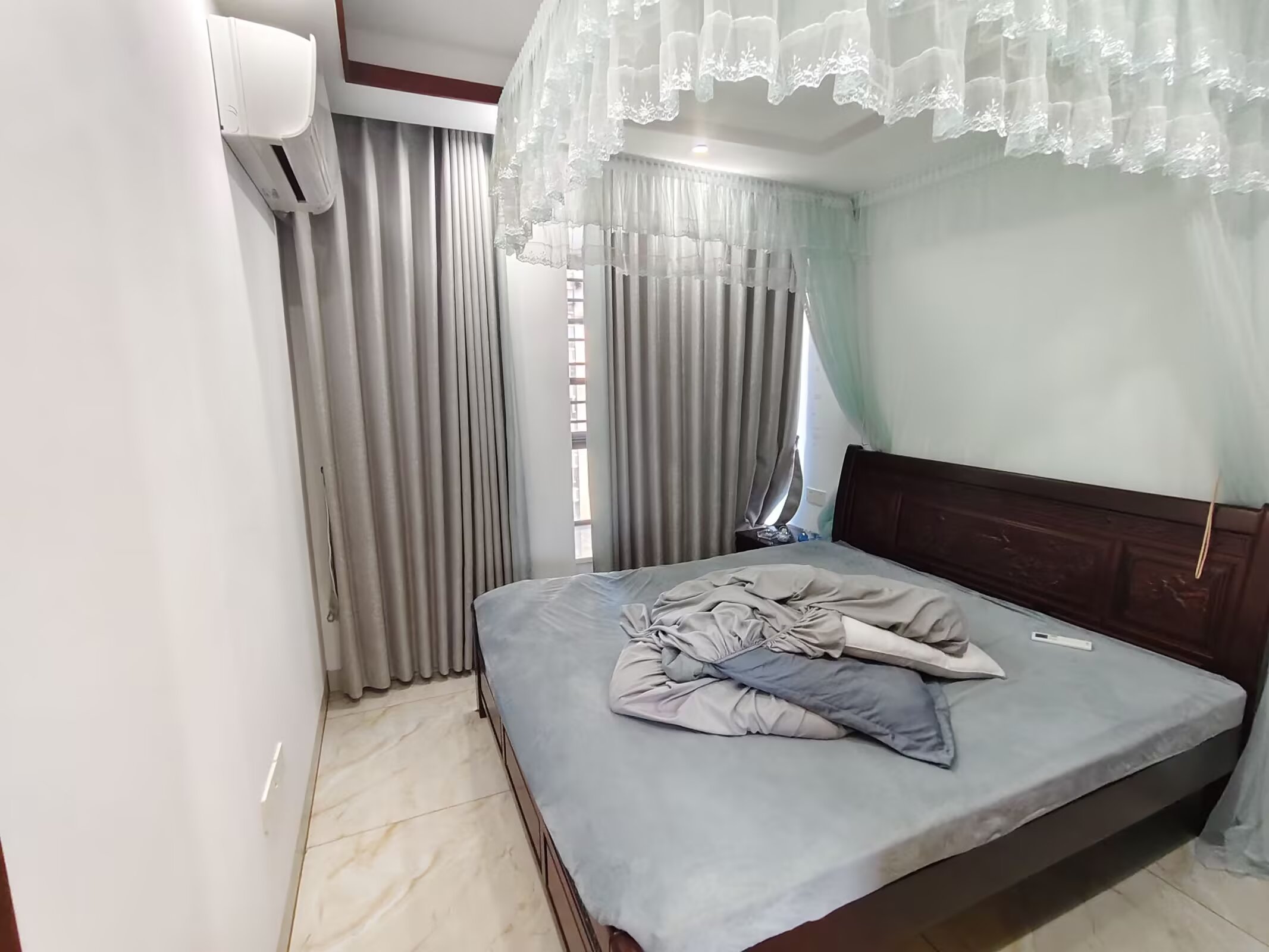 金城新天地  3室2厅2卫    210.0万 金城新天地  3室2厅2卫    210.0万客厅