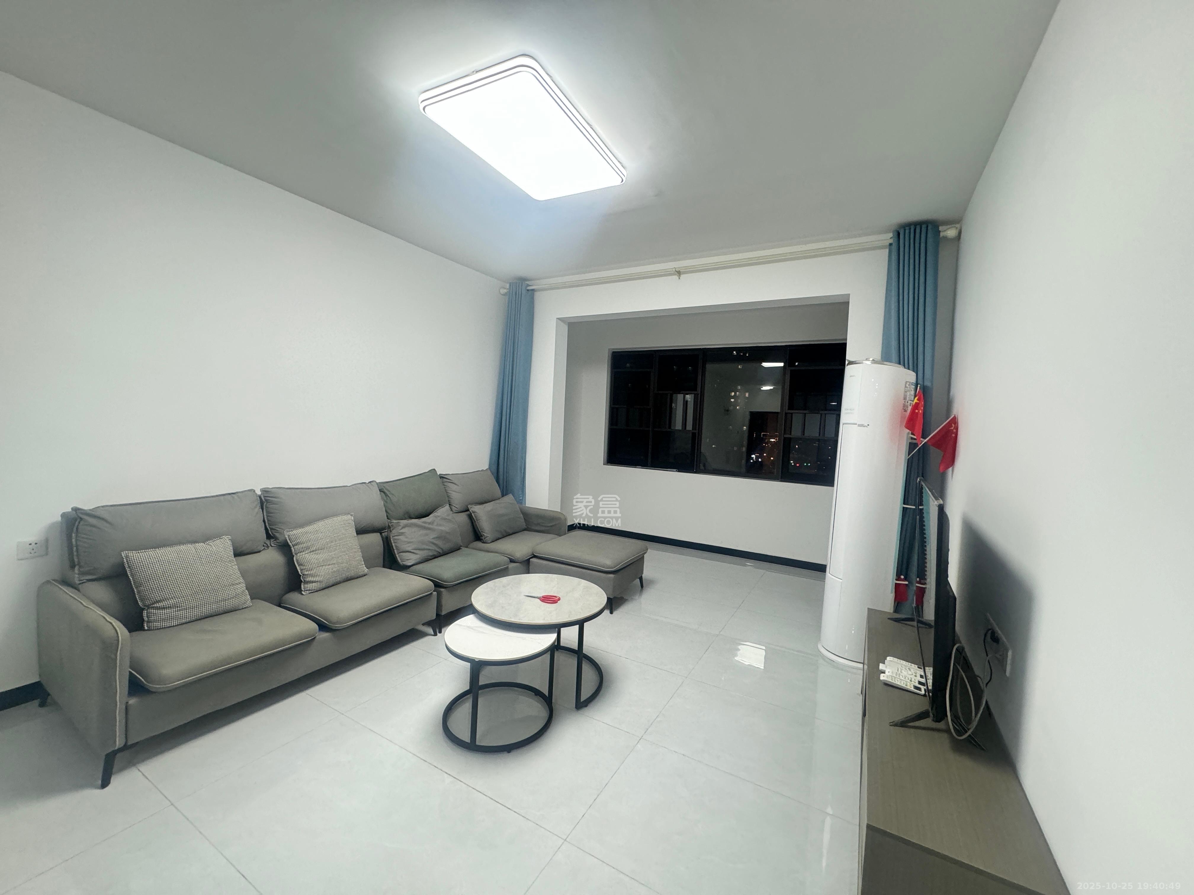 中国铁建梅溪青秀三期  3室2厅2卫    2700.0元/月 中国铁建梅溪青秀三期  3室2厅2卫    2700.0元/月室内图