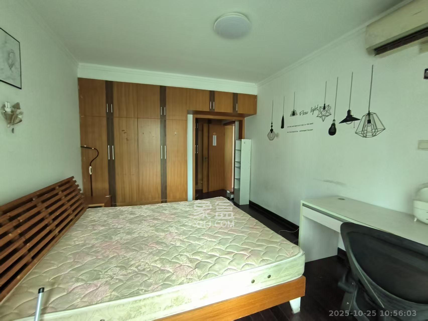 咸嘉新村嘉旺苑  3室2厅2卫    1900.0元/月 咸嘉新村嘉旺苑  3室2厅2卫    1900.0元/月室内图