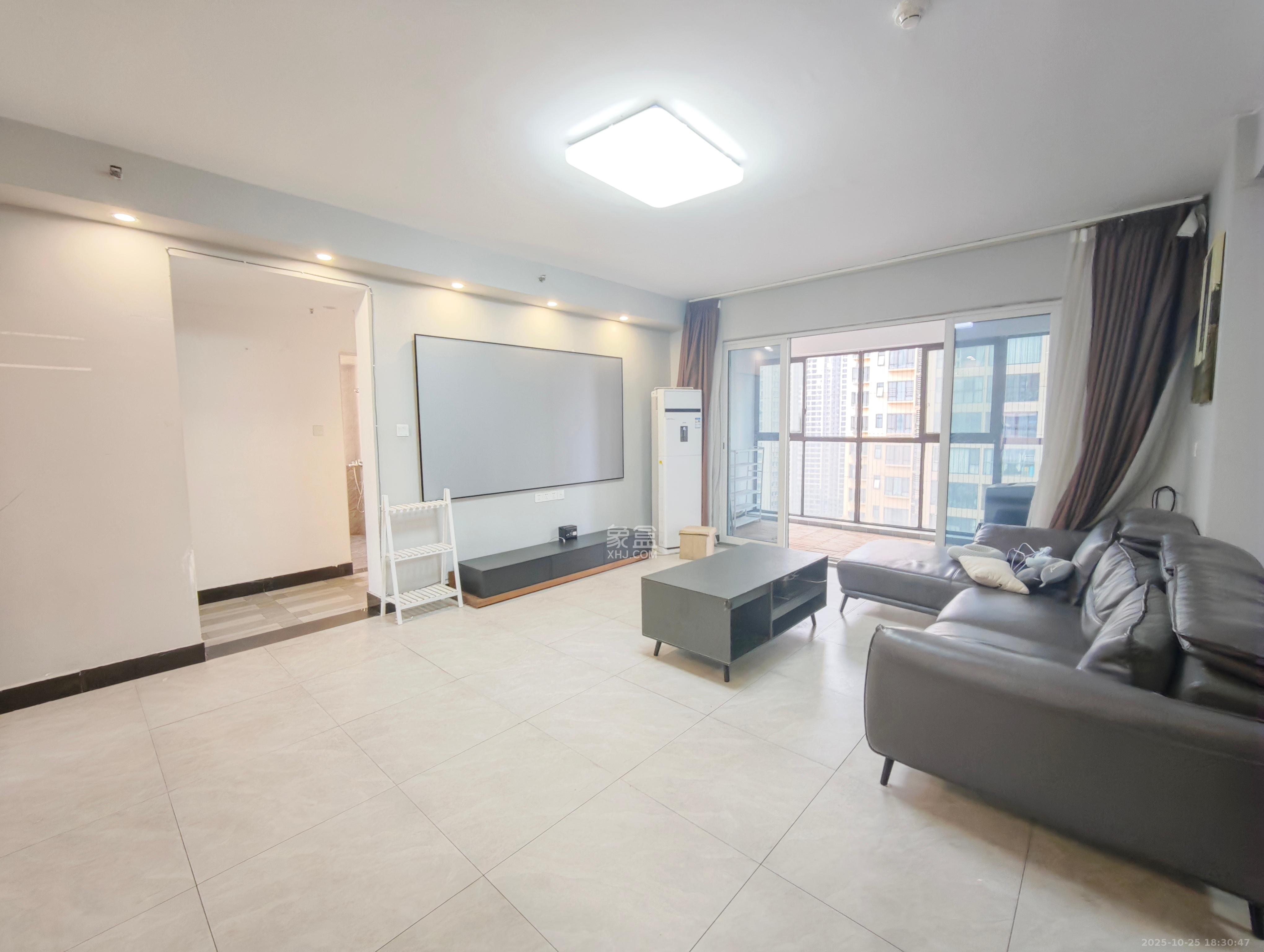 北辰三角洲C3区  3室1厅2卫    4000.0元/月 北辰三角洲C3区  3室1厅2卫    4000.0元/月室内图