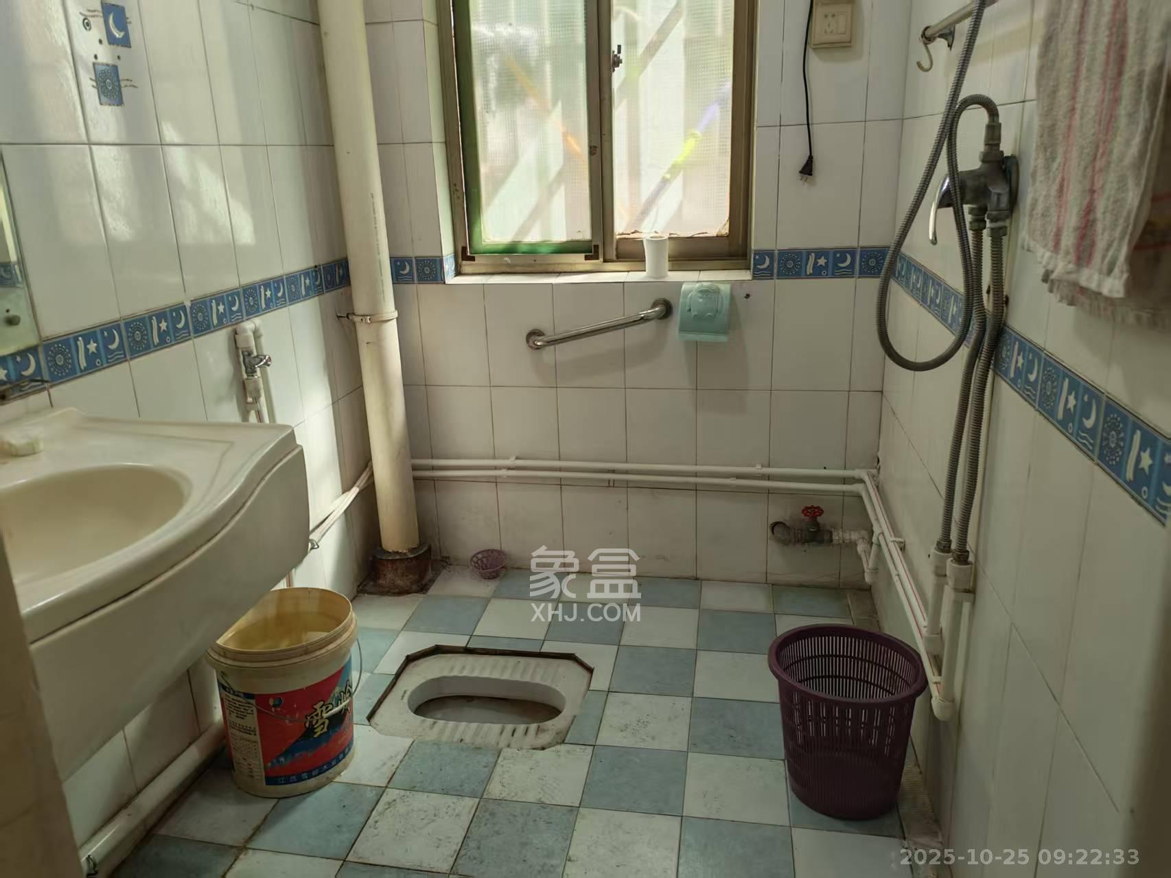 仁和家园 3室2厅2卫 1900.0元/月 仁和家园 3室2厅2卫 1900.0元/月室内图