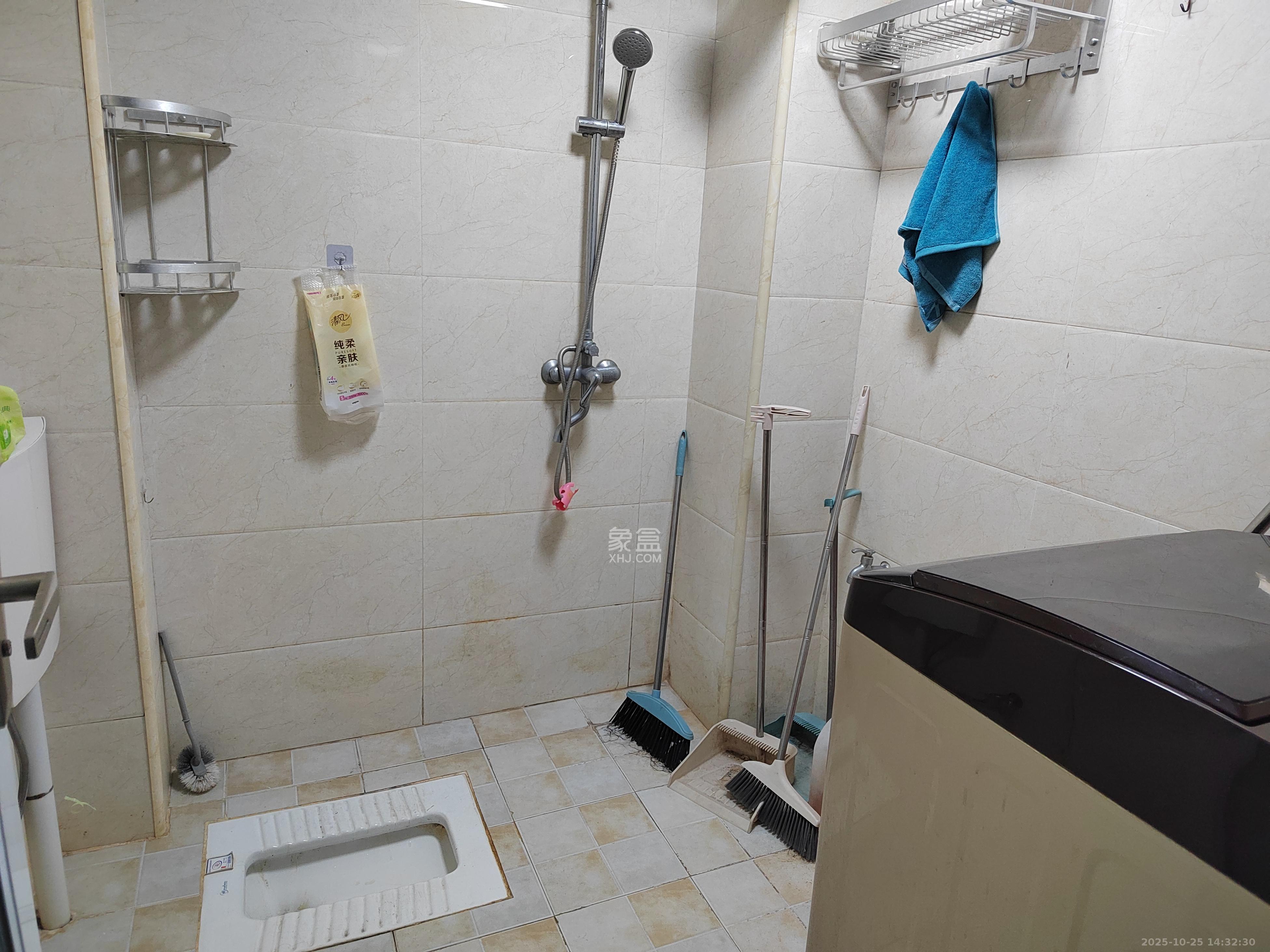 滨江一号(丰泰花园)  1室1厅1卫    1500.0元/月 滨江一号(丰泰花园)  1室1厅1卫    1500.0元/月室内图