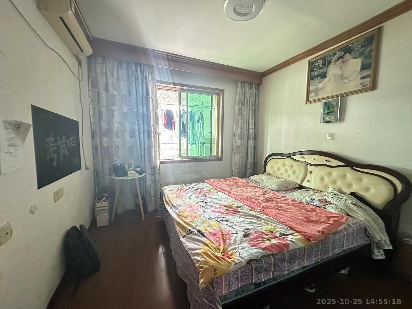 中南汽车世界  3室2厅2卫    1250.0元/月室内图