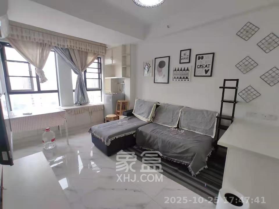 天鸿天府(天鸿中央大院) 1室1厅1卫 1900.0元/月 天鸿天府(天鸿中央大院) 1室1厅1卫 1900.0元/月室内图