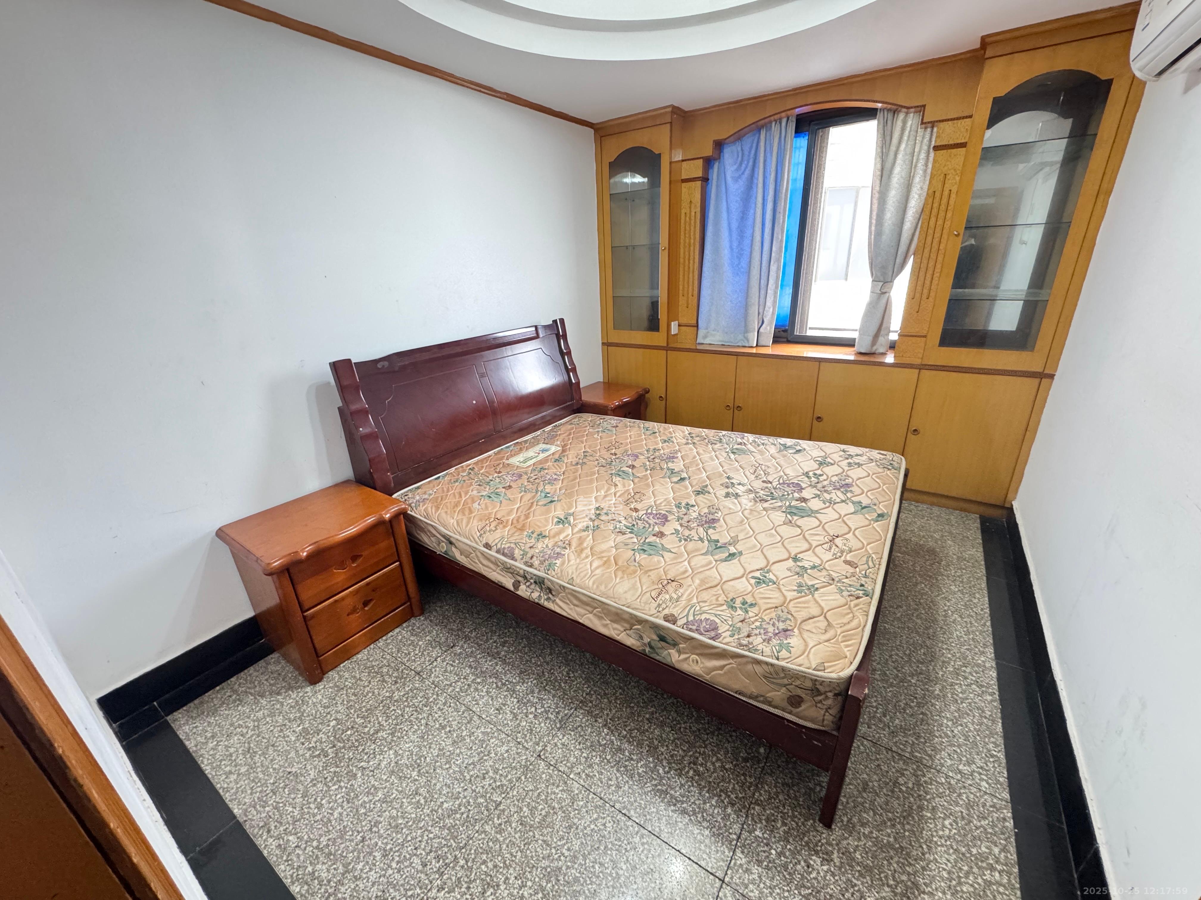 银园公寓(芙蓉区) 3室1厅1卫 2500.0元/月 银园公寓(芙蓉区) 3室1厅1卫 2500.0元/月室内图