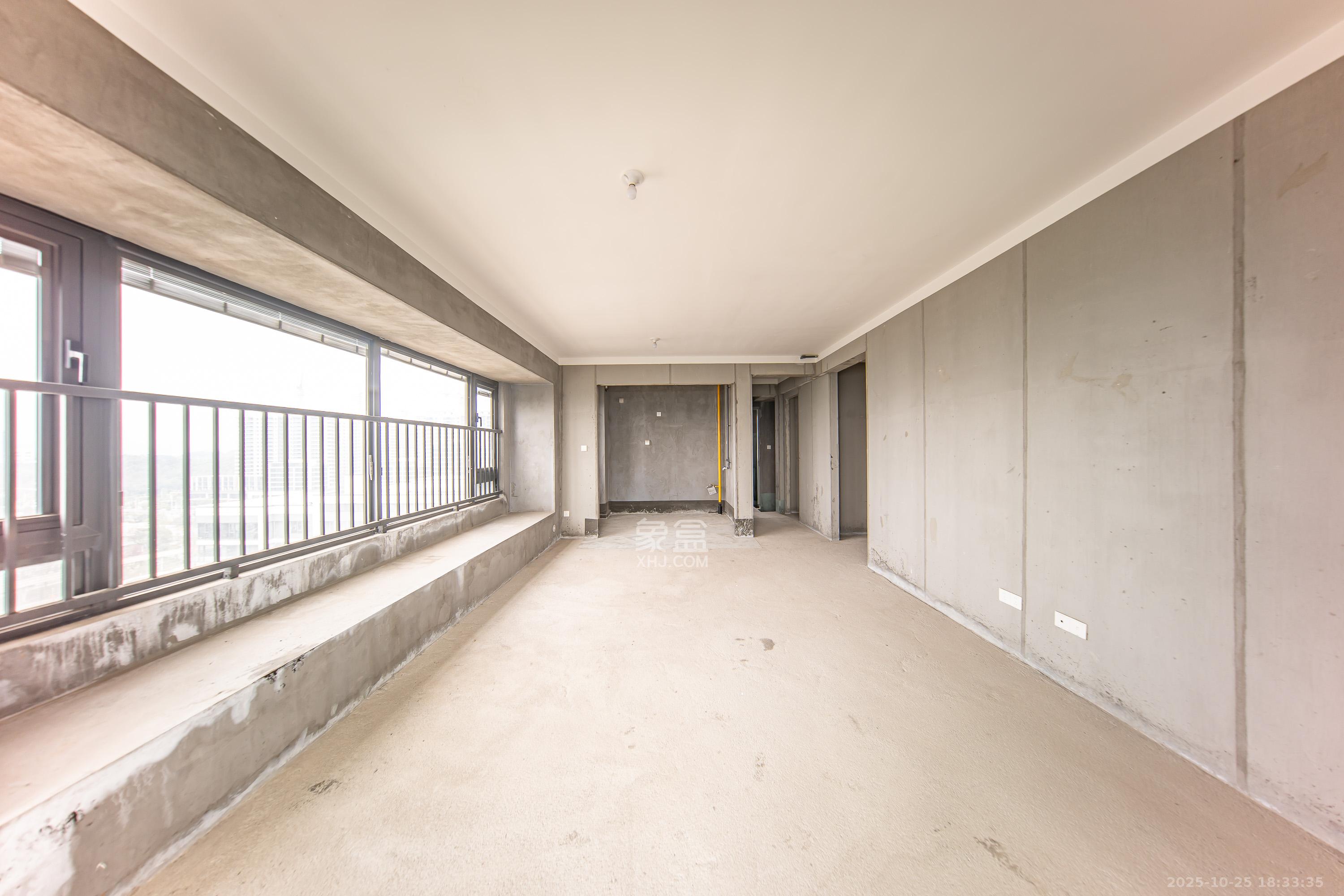 金茂长沙国际社区  2室2厅2卫    120.0万 金茂长沙国际社区  2室2厅2卫    120.0万客厅