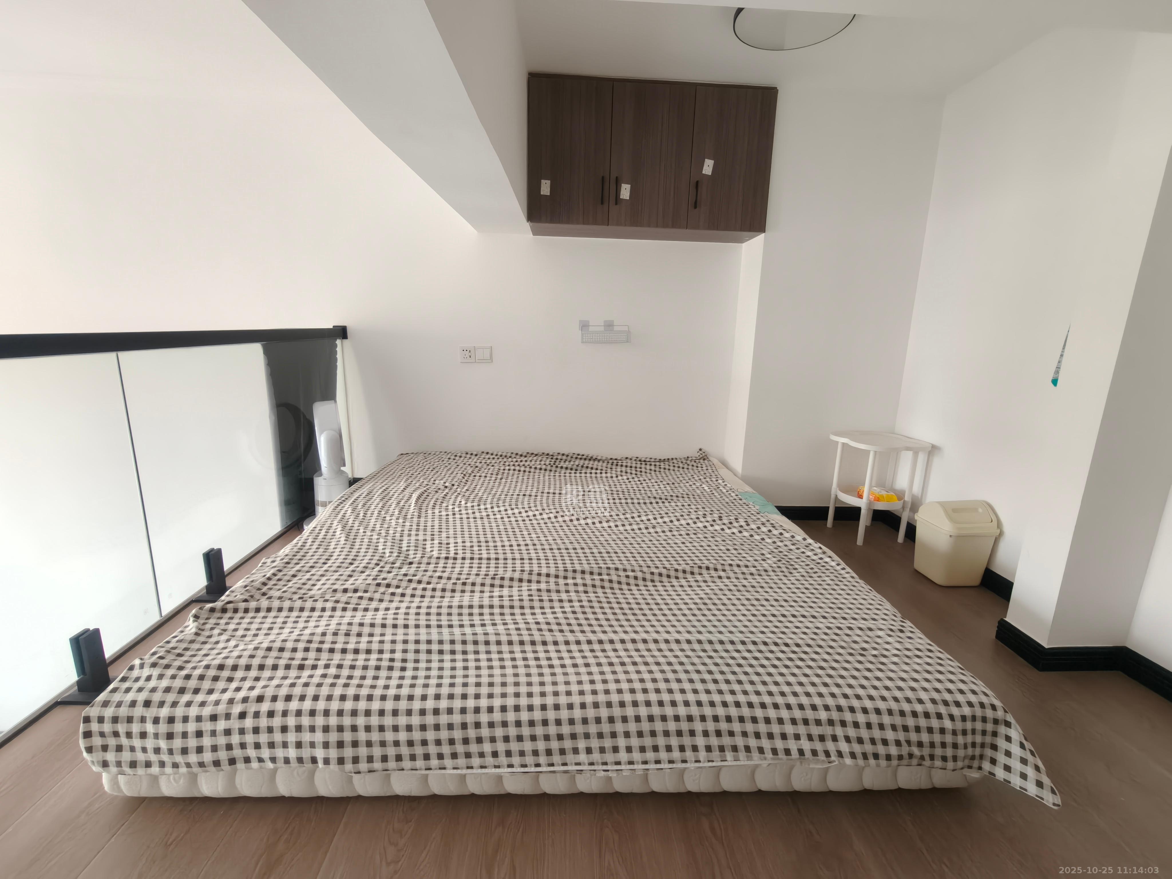 MOMA当代广场  1室1厅1卫    1500.0元/月室内图