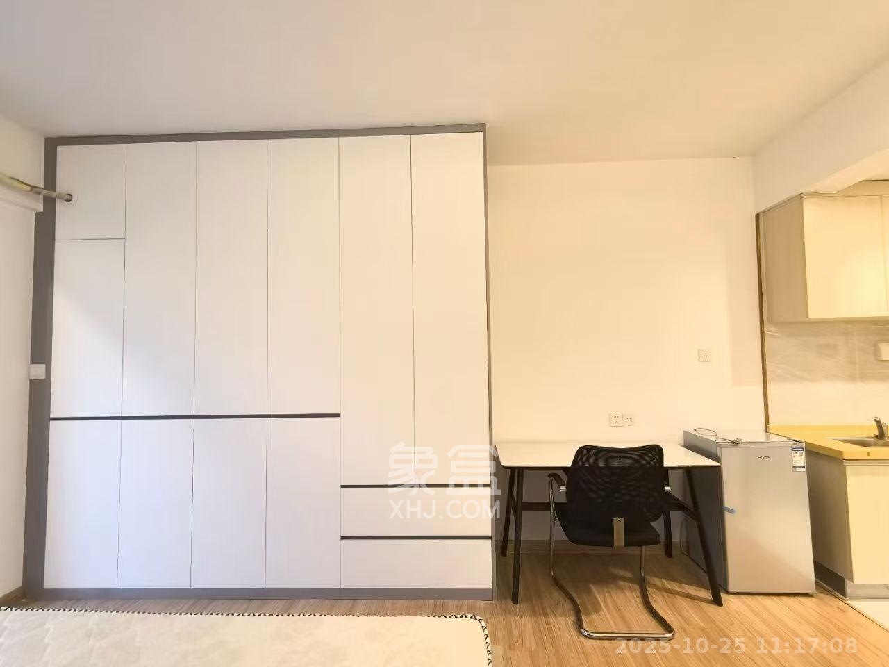 新长海漓湘悦  1室1厅1卫    1400.0元/月室内图