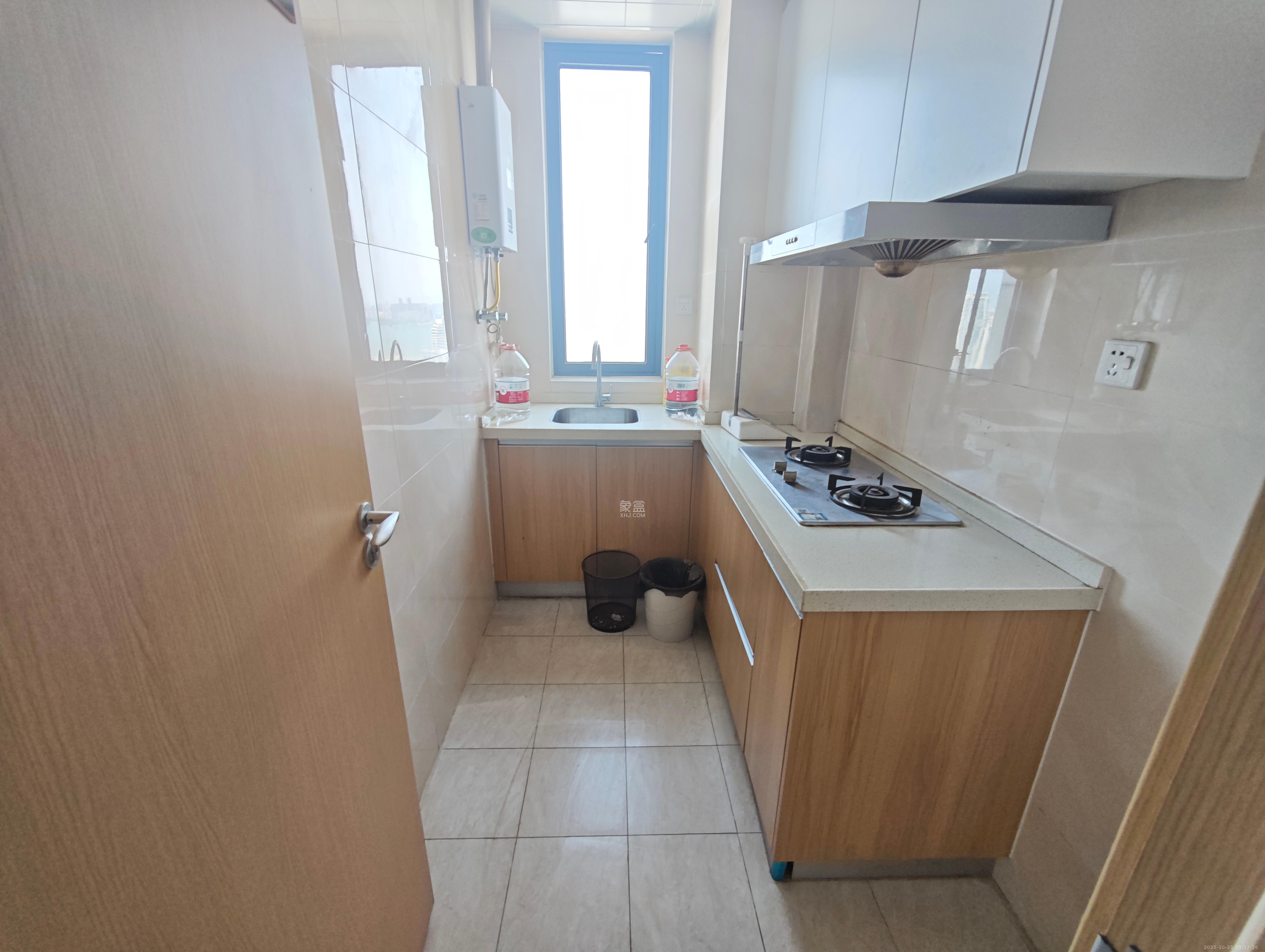 启迪协信中心  2室2厅1卫    2800.0元/月室内图