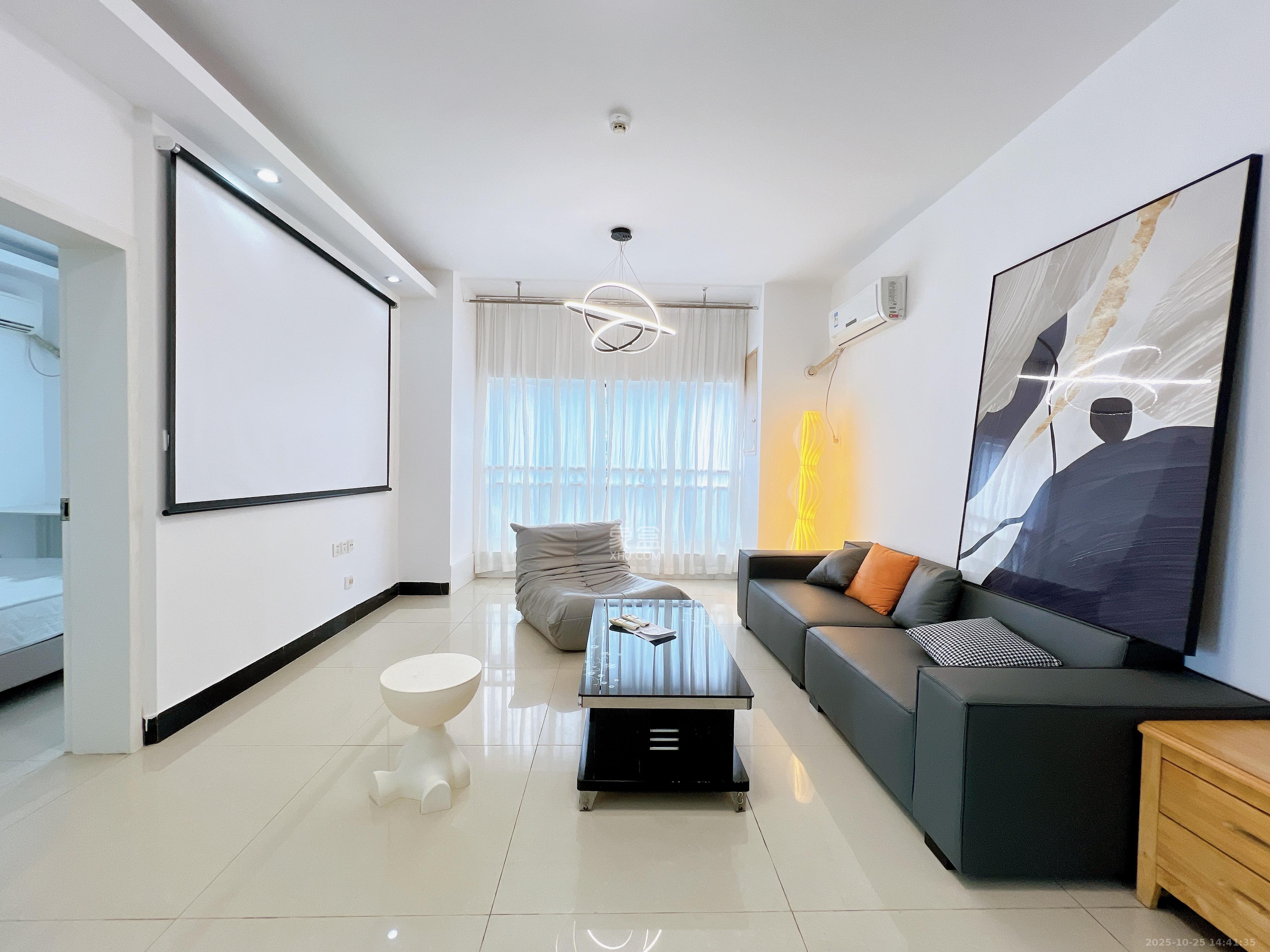 长沙之芯  2室2厅1卫    3200.0元/月 长沙之芯  2室2厅1卫    3200.0元/月