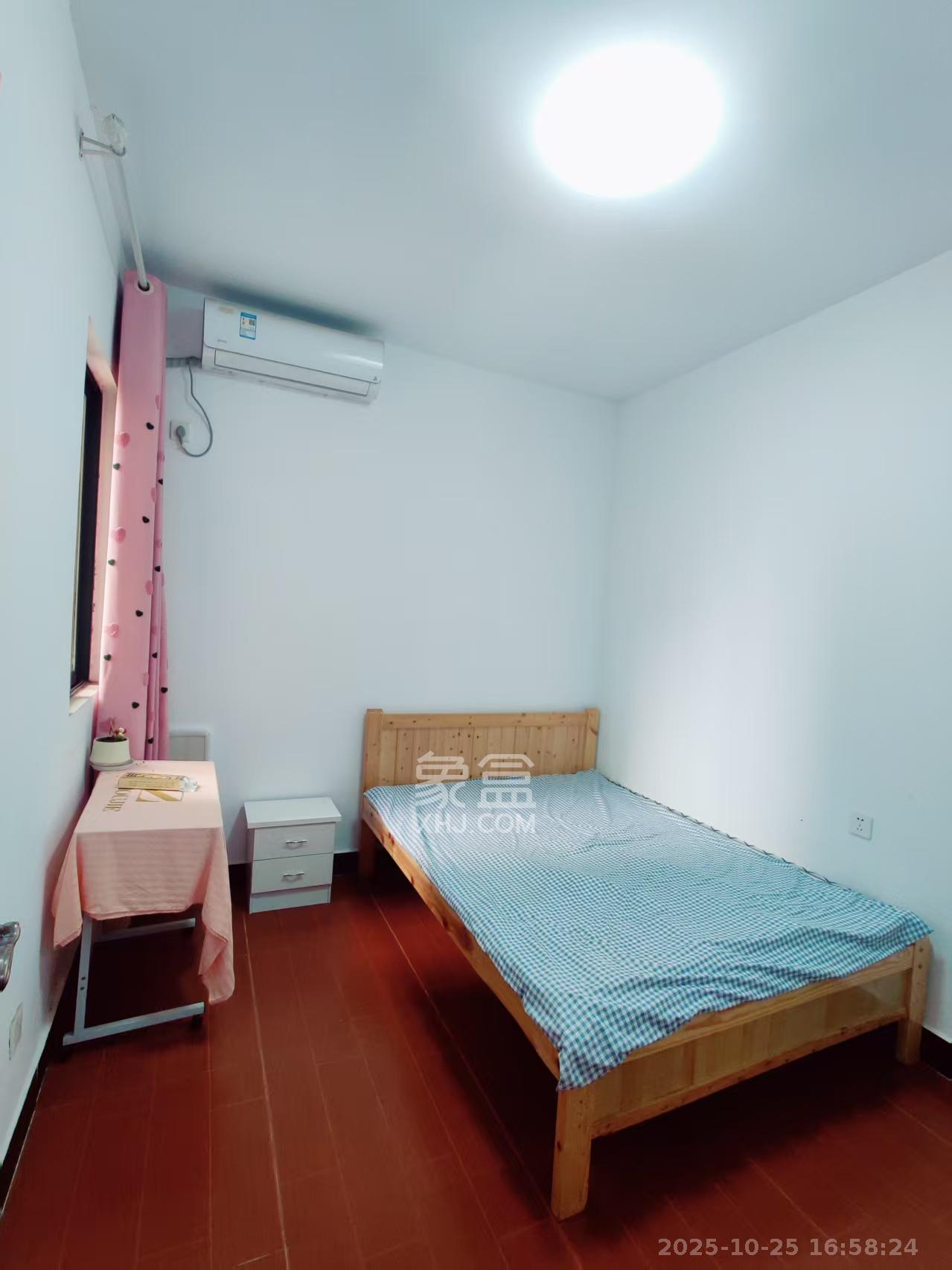 富基世纪公园  3室2厅1卫    1600.0元/月室内图