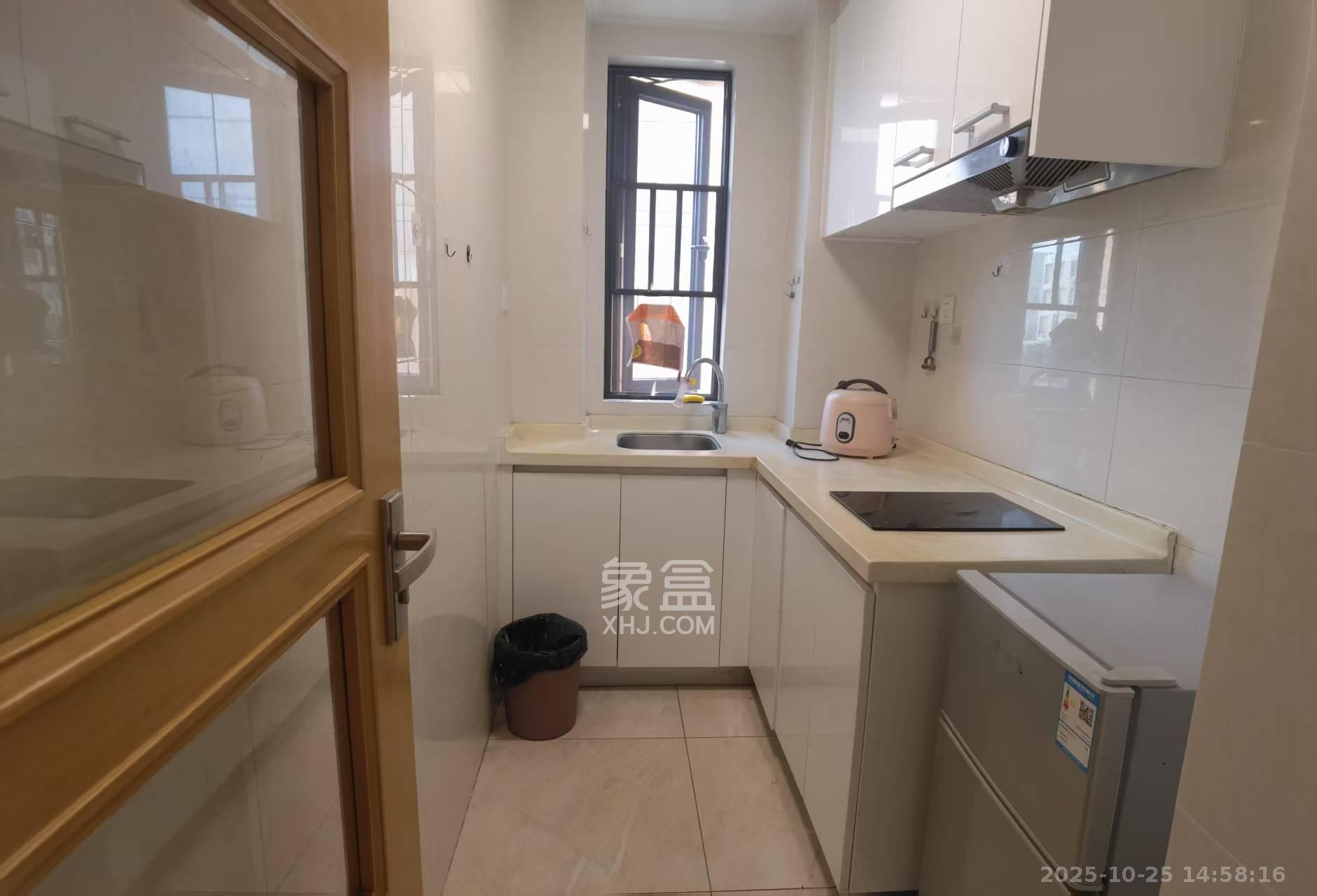 中海新城熙岸(中信新城五期)  1室1厅1卫    1500.0元/月 中海新城熙岸(中信新城五期)  1室1厅1卫    1500.0元/月室内图