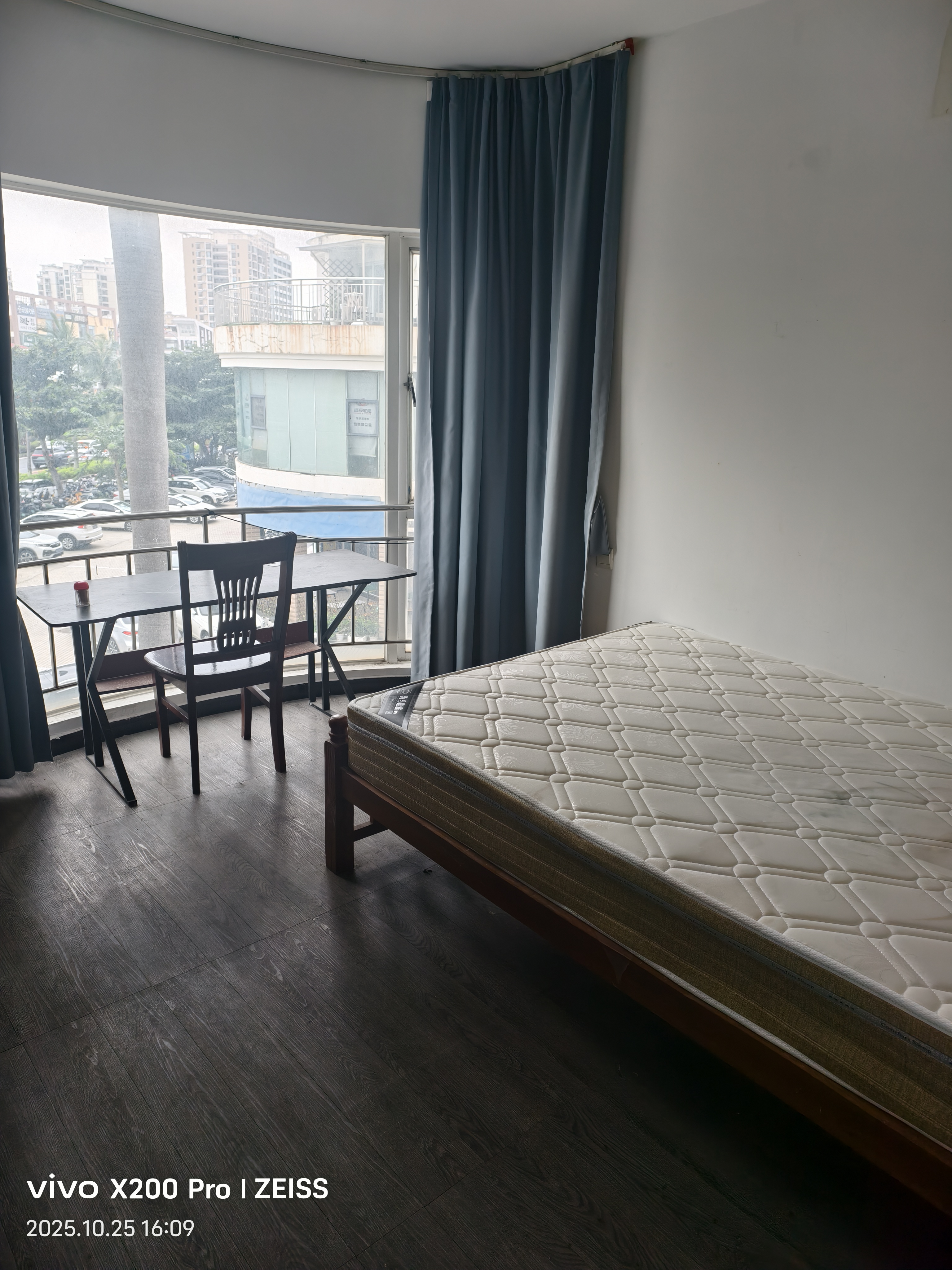 海悦国际  2室2厅1卫    2200.0元/月 海悦国际  2室2厅1卫    2200.0元/月室内图