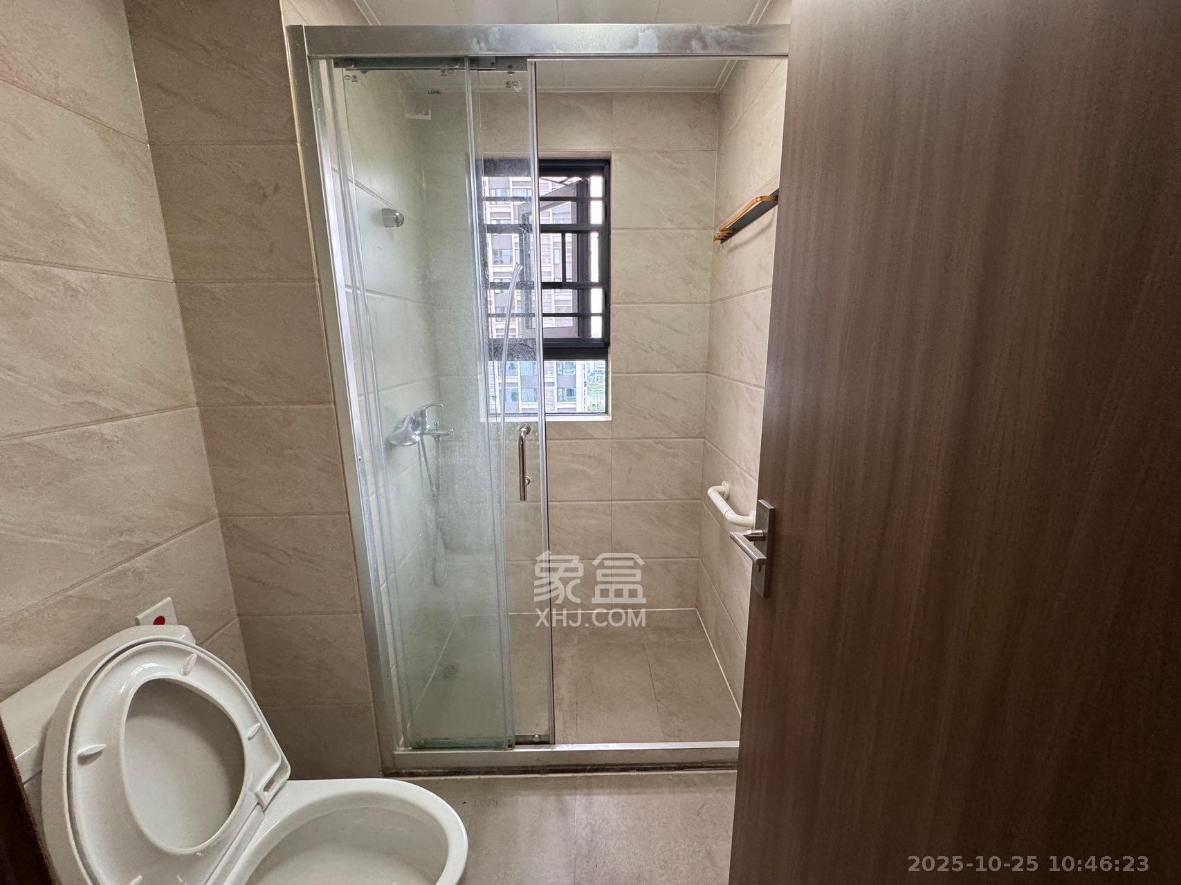 保利中环广场（保利中悦苑）  4室2厅2卫    4500.0元/月室内图