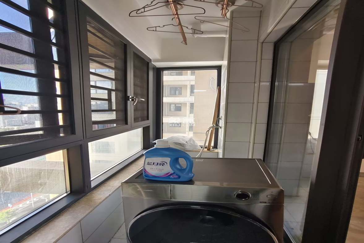 金城新天地 3室2厅2卫 4000.0元/月 金城新天地 3室2厅2卫 4000.0元/月室内图