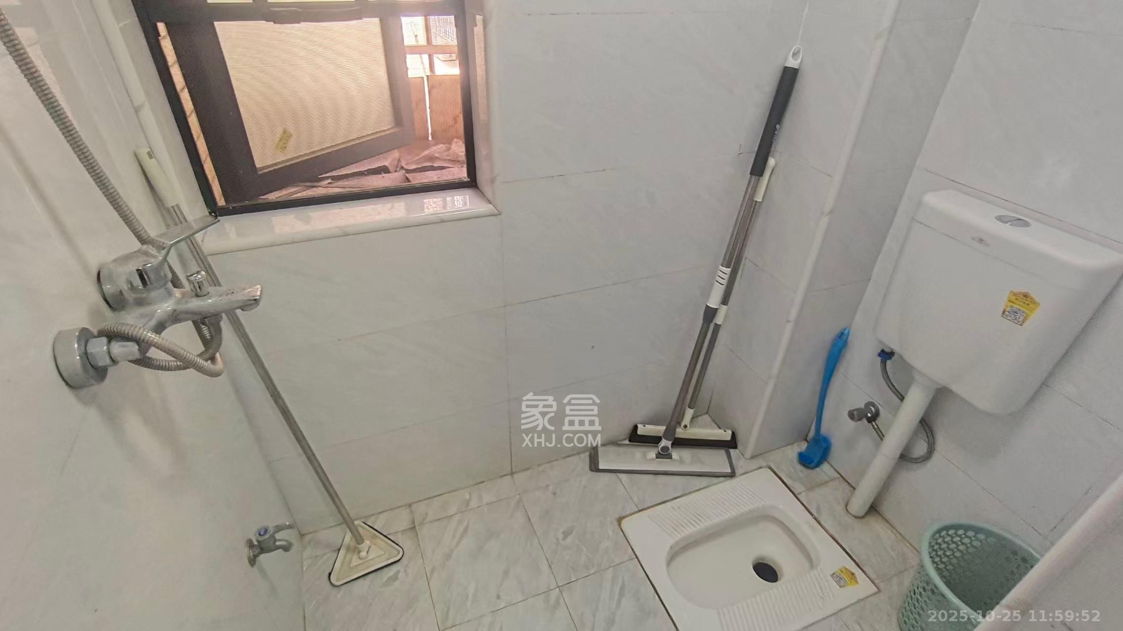 谷山乐园二期  2室1厅1卫    1400.0元/月室内图