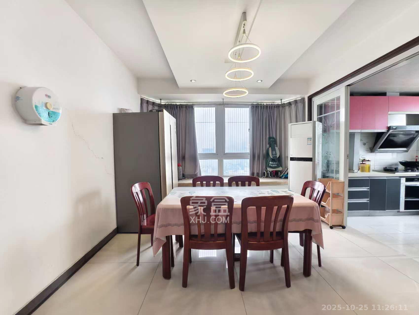 诺亚方舟大厦  1室2厅2卫    10000.0元/月 诺亚方舟大厦  1室2厅2卫    10000.0元/月室内图