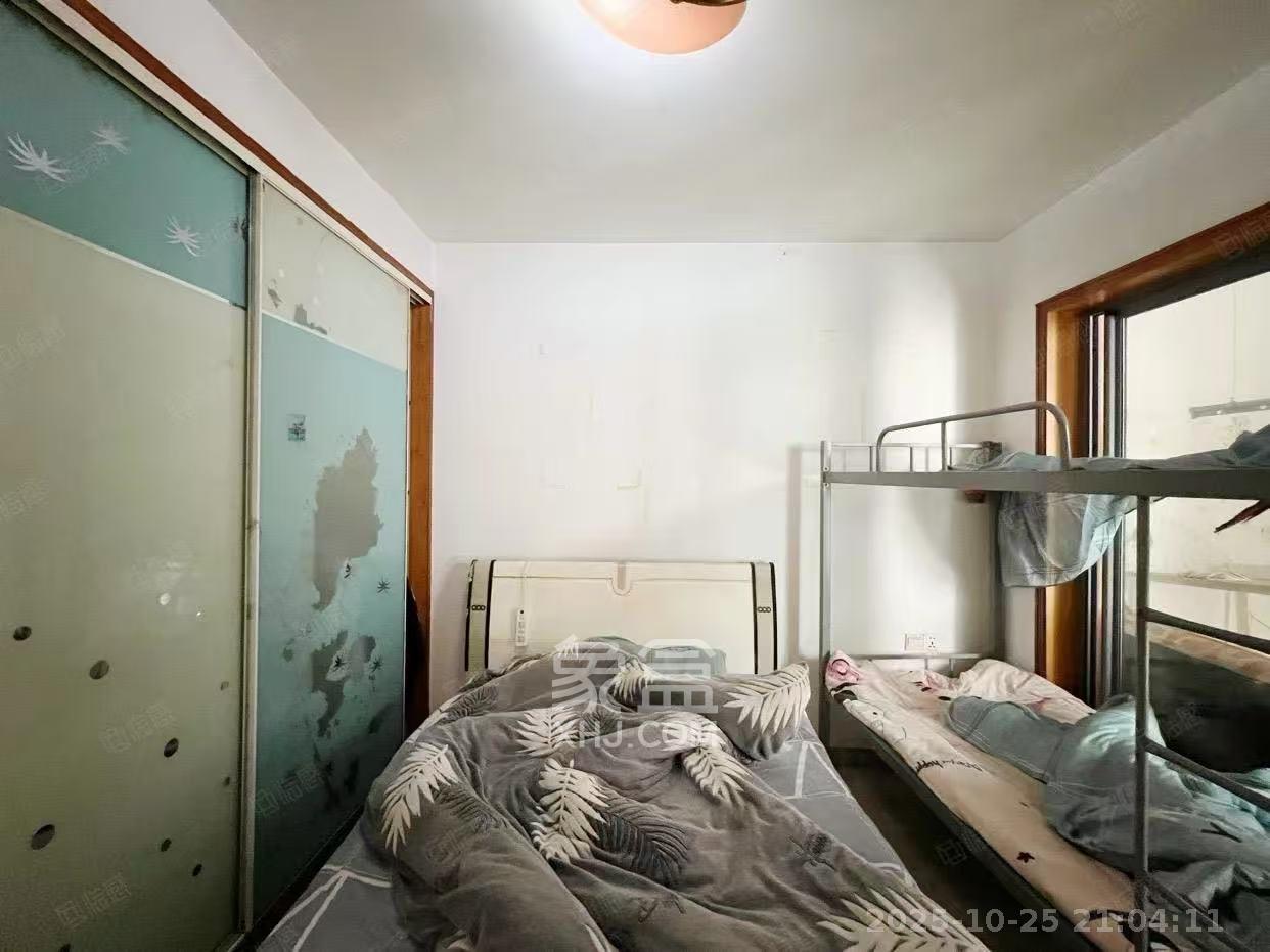 银港水晶城  3室2厅0卫    2000.0元/月室内图