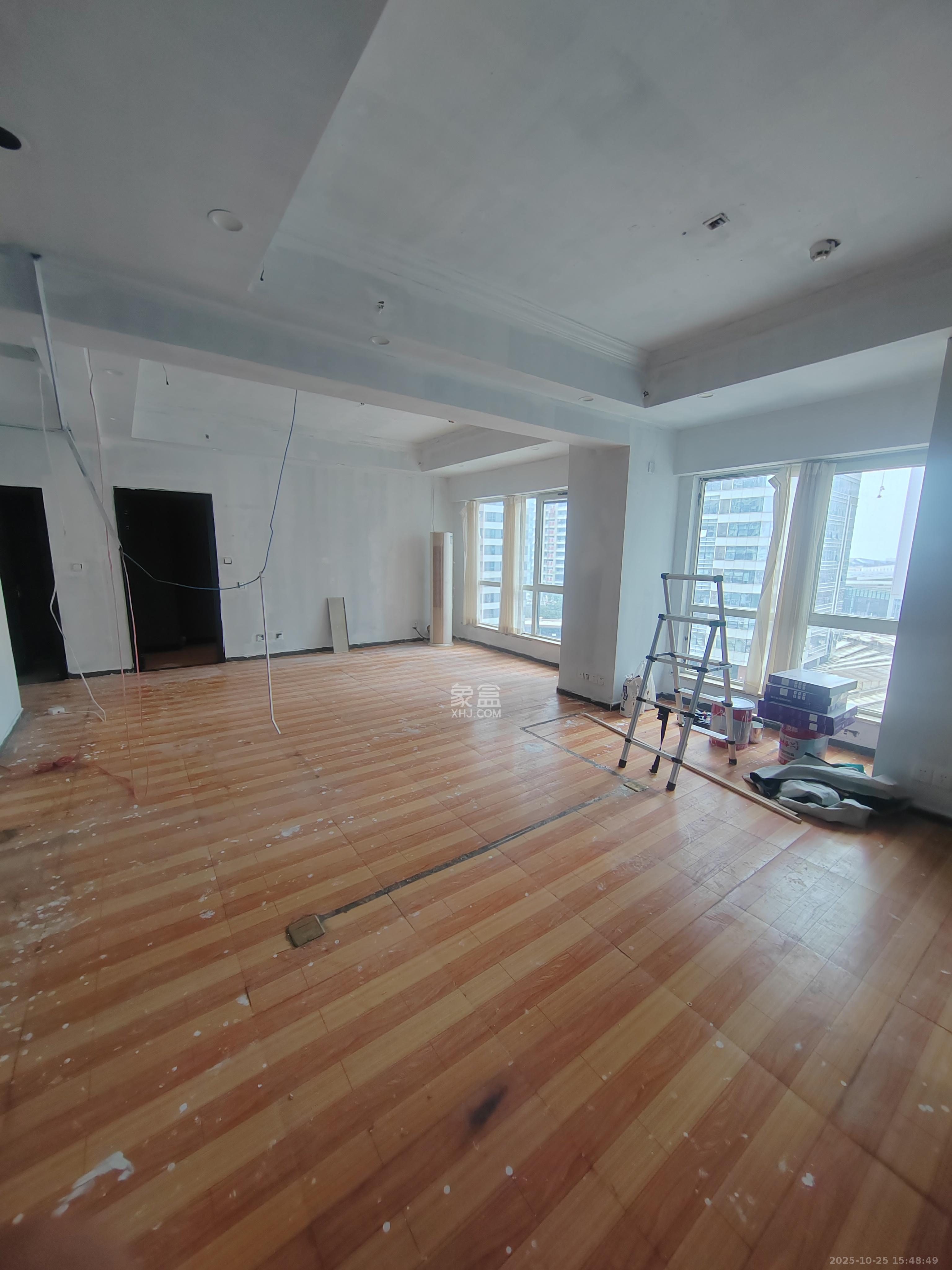 北辰三角洲B1E1区  3室1厅1卫    5300.0元/月室内图