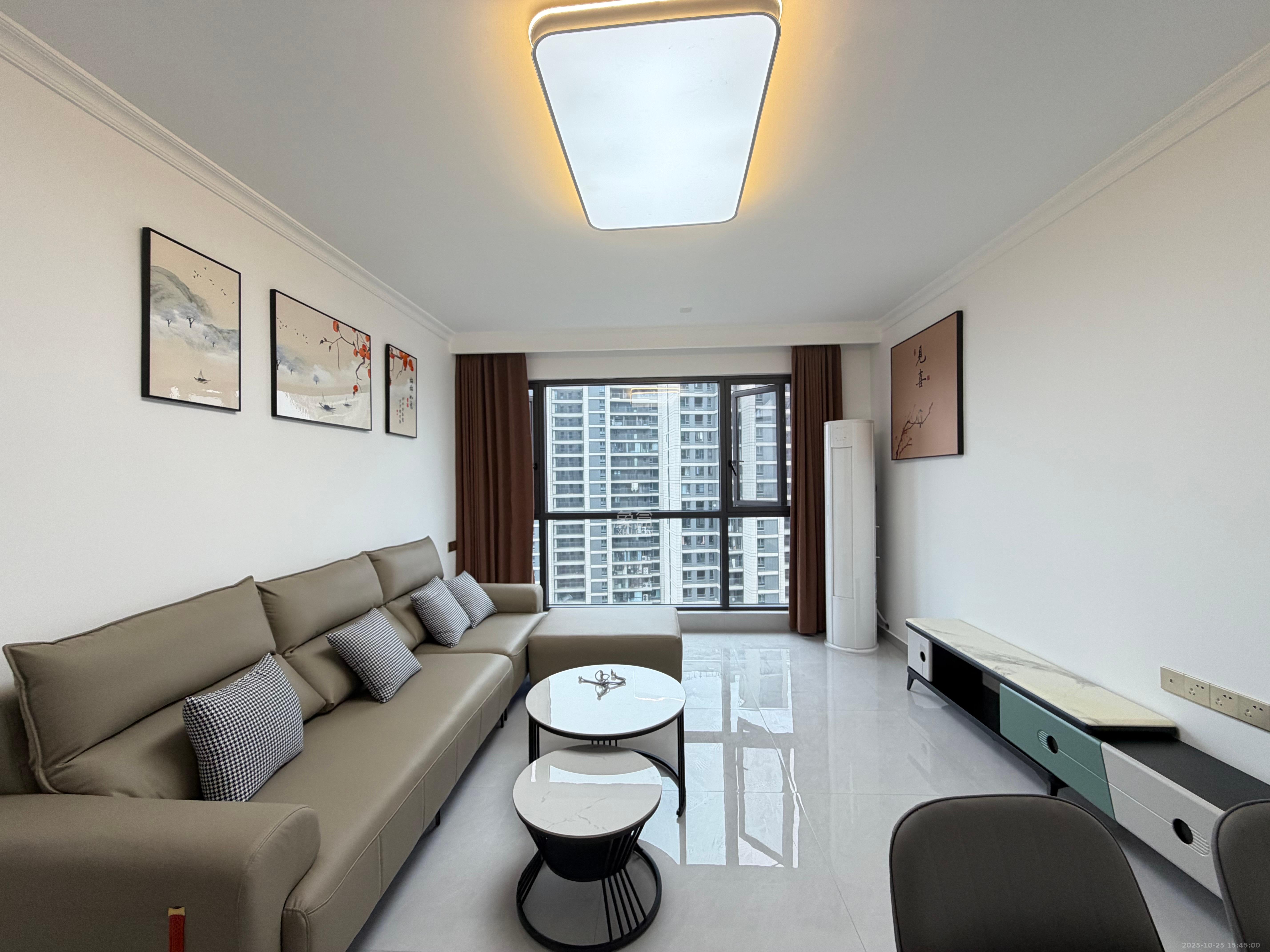 建发玖洲观澜 2室1厅1卫 2400.0元/月 建发玖洲观澜 2室1厅1卫 2400.0元/月室内图