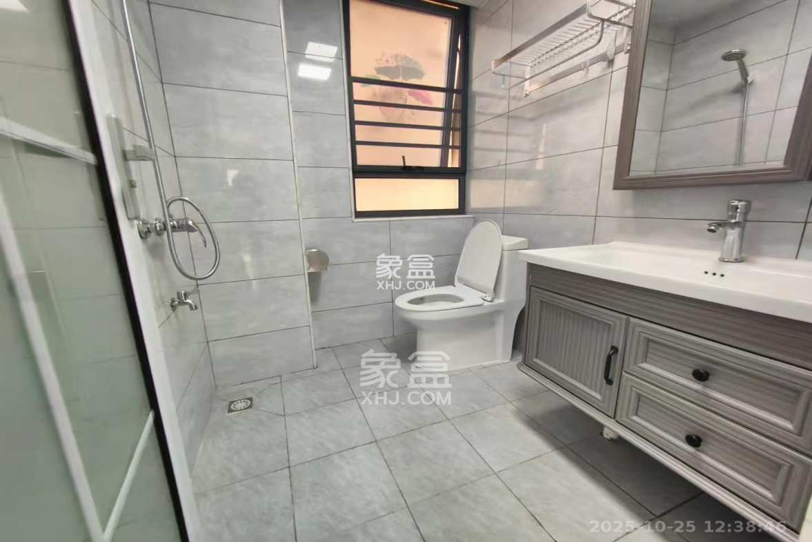 五江书香苑  3室2厅2卫    3300.0元/月 五江书香苑  3室2厅2卫    3300.0元/月室内图