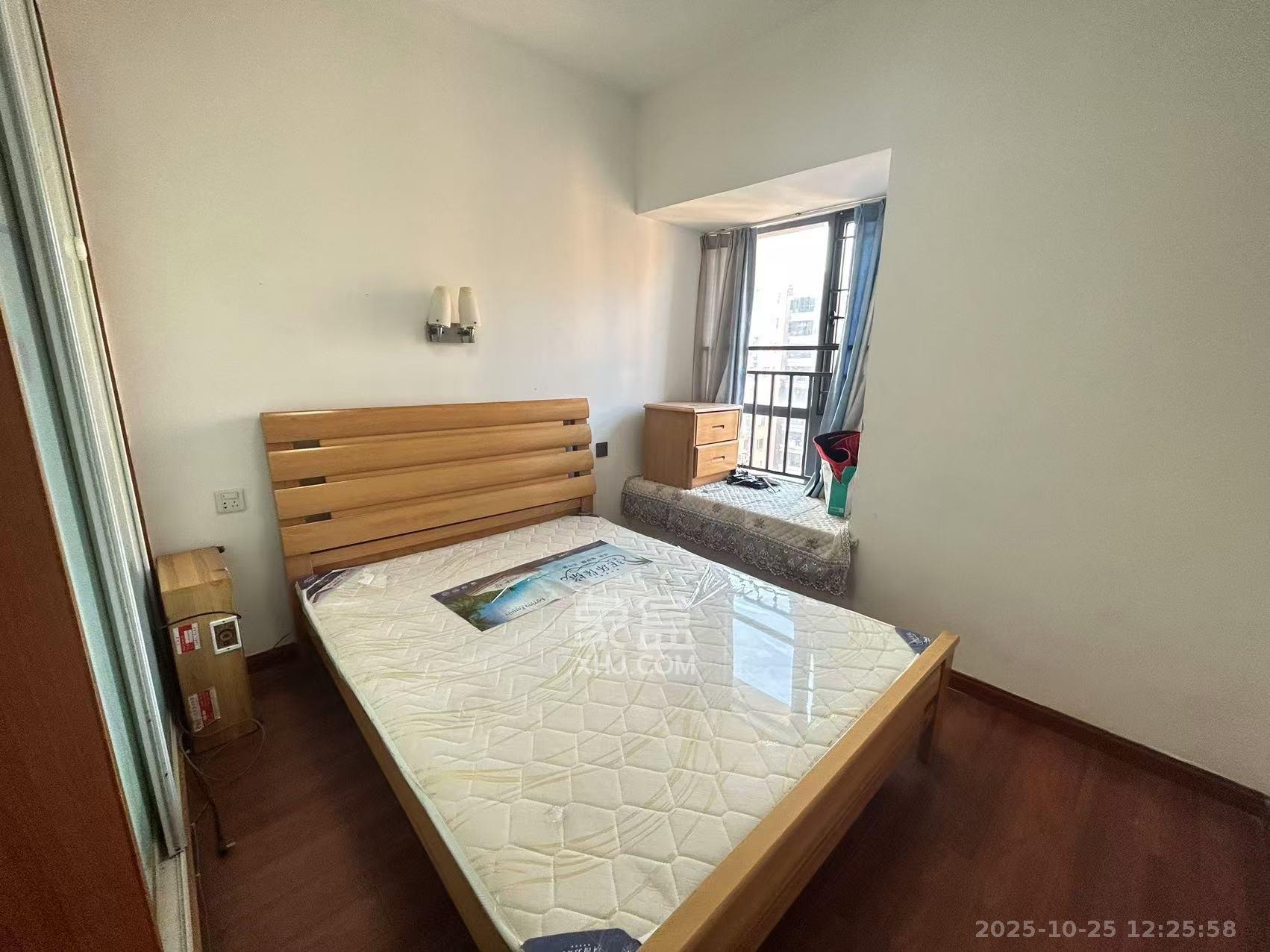 上海城小区 4室2厅2卫 2800.0元/月 上海城小区 4室2厅2卫 2800.0元/月室内图