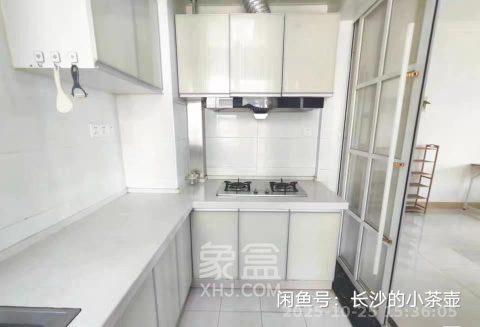 蓝山郡  3室2厅1卫    1900.0元/月 蓝山郡  3室2厅1卫    1900.0元/月室内图