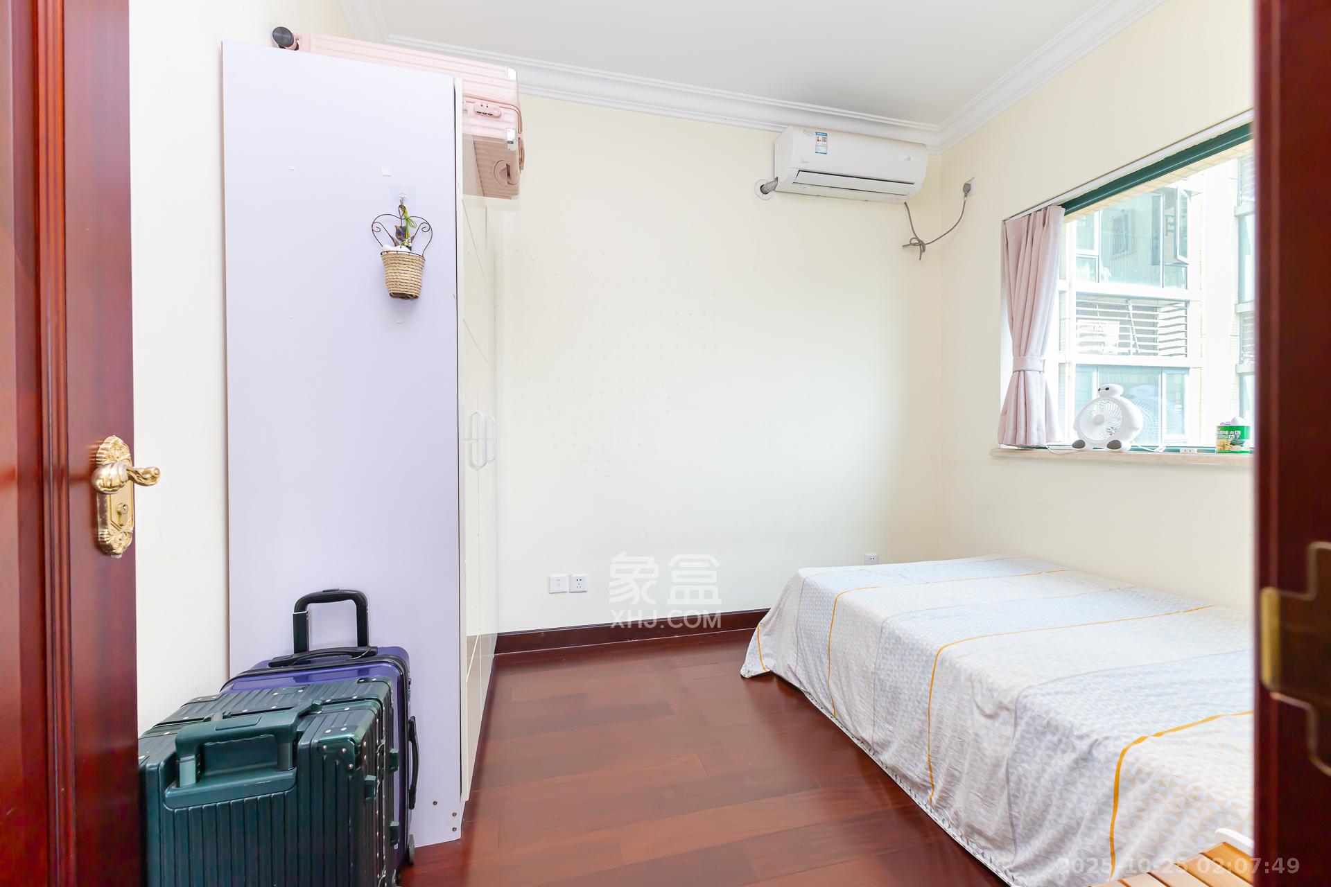 恒大名都 2室2厅1卫 48.0万 恒大名都 2室2厅1卫 48.0万卧室