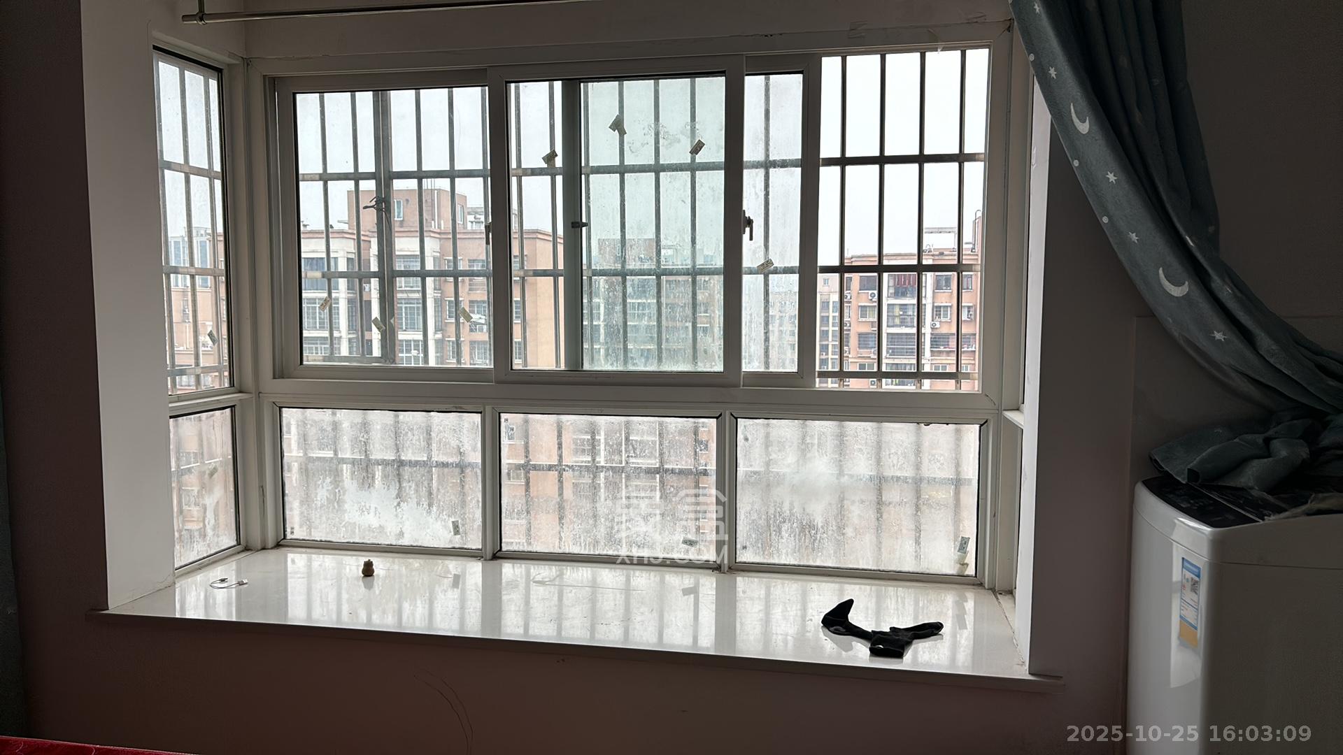 和润园一、二期  1室1厅1卫    700.0元/月室内图