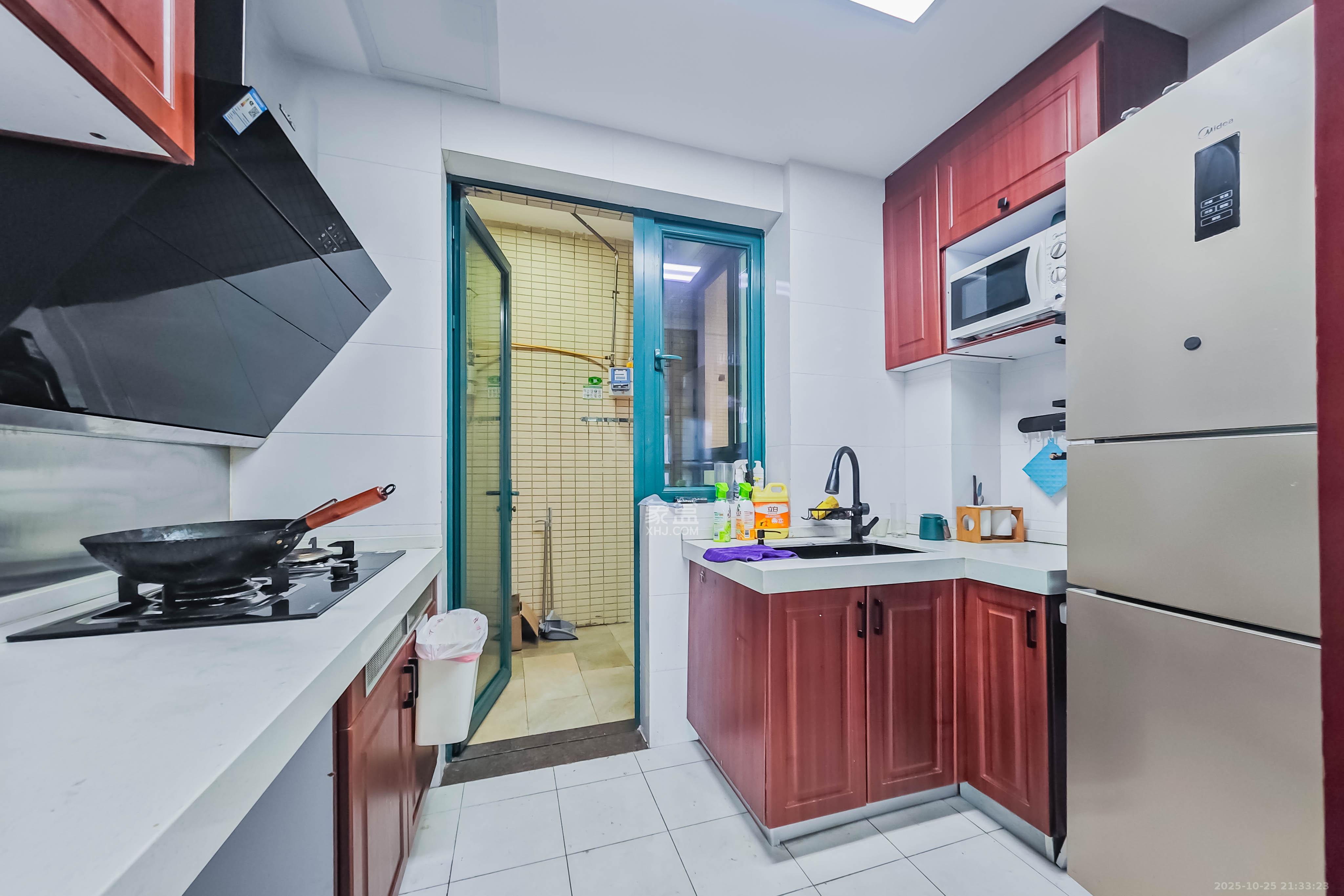 恒大绿洲  1室2厅0卫    82.0万 恒大绿洲  1室2厅0卫    82.0万其他