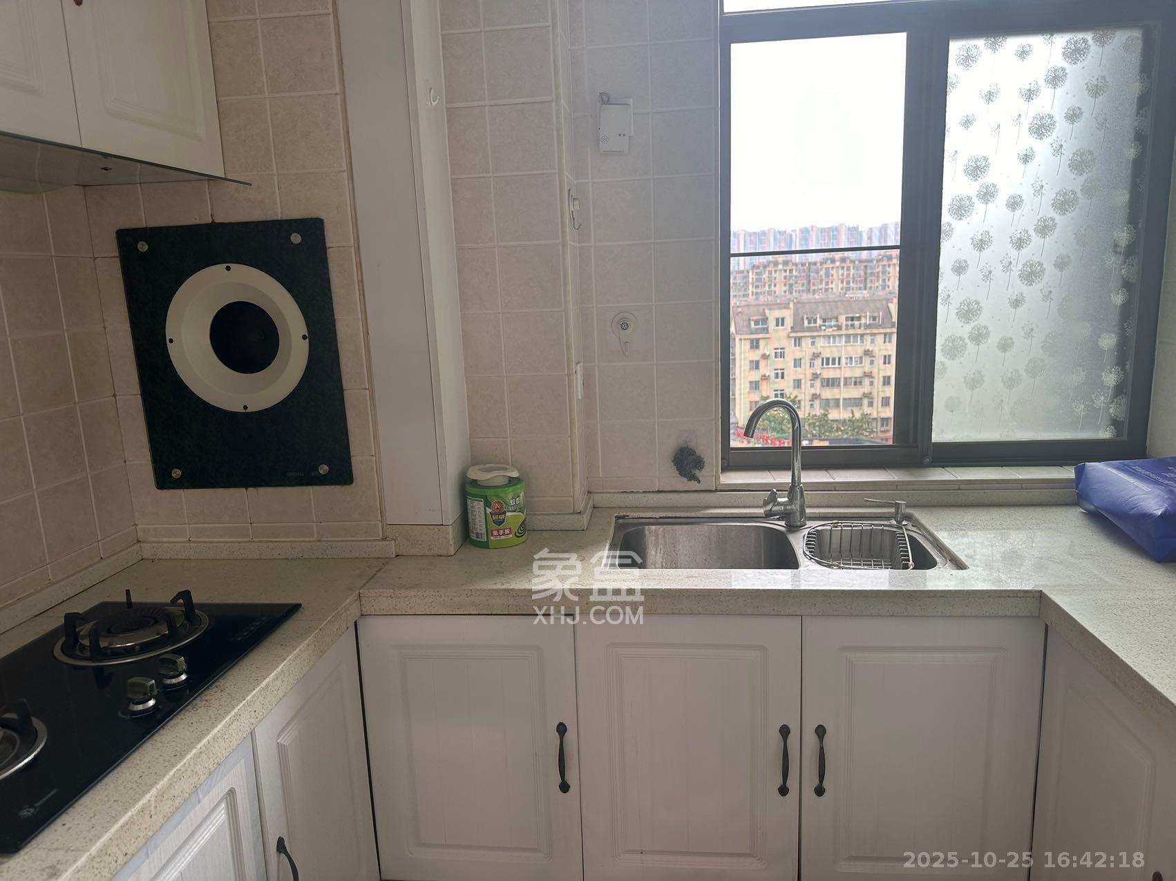 颐和佳园  2室2厅1卫    1800.0元/月室内图