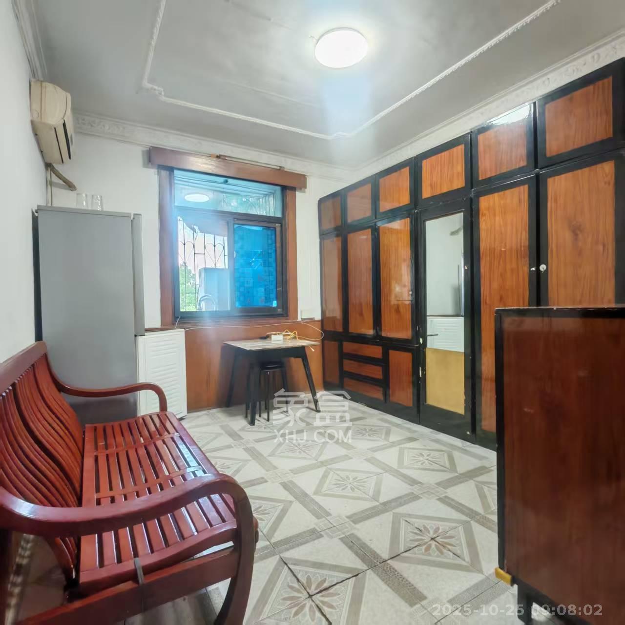 朝阳一、二村  1室1厅1卫    1200.0元/月 朝阳一、二村  1室1厅1卫    1200.0元/月室内图