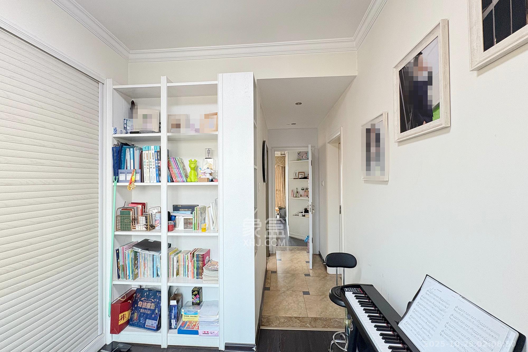 融圣国际  4室2厅2卫    225.0万 融圣国际  4室2厅2卫    225.0万其他