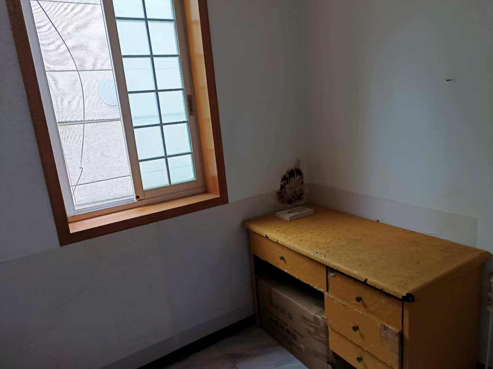 大渡口棉麻公司宿舍 2室1厅1卫 500.0元/月 大渡口棉麻公司宿舍 2室1厅1卫 500.0元/月室内图