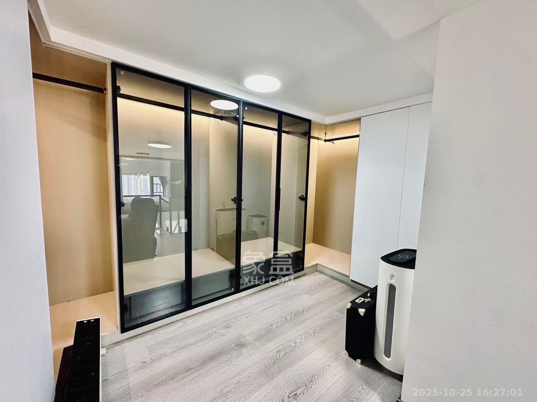 保利天禧EF区  2室1厅1卫    2800.0元/月 保利天禧EF区  2室1厅1卫    2800.0元/月室内图