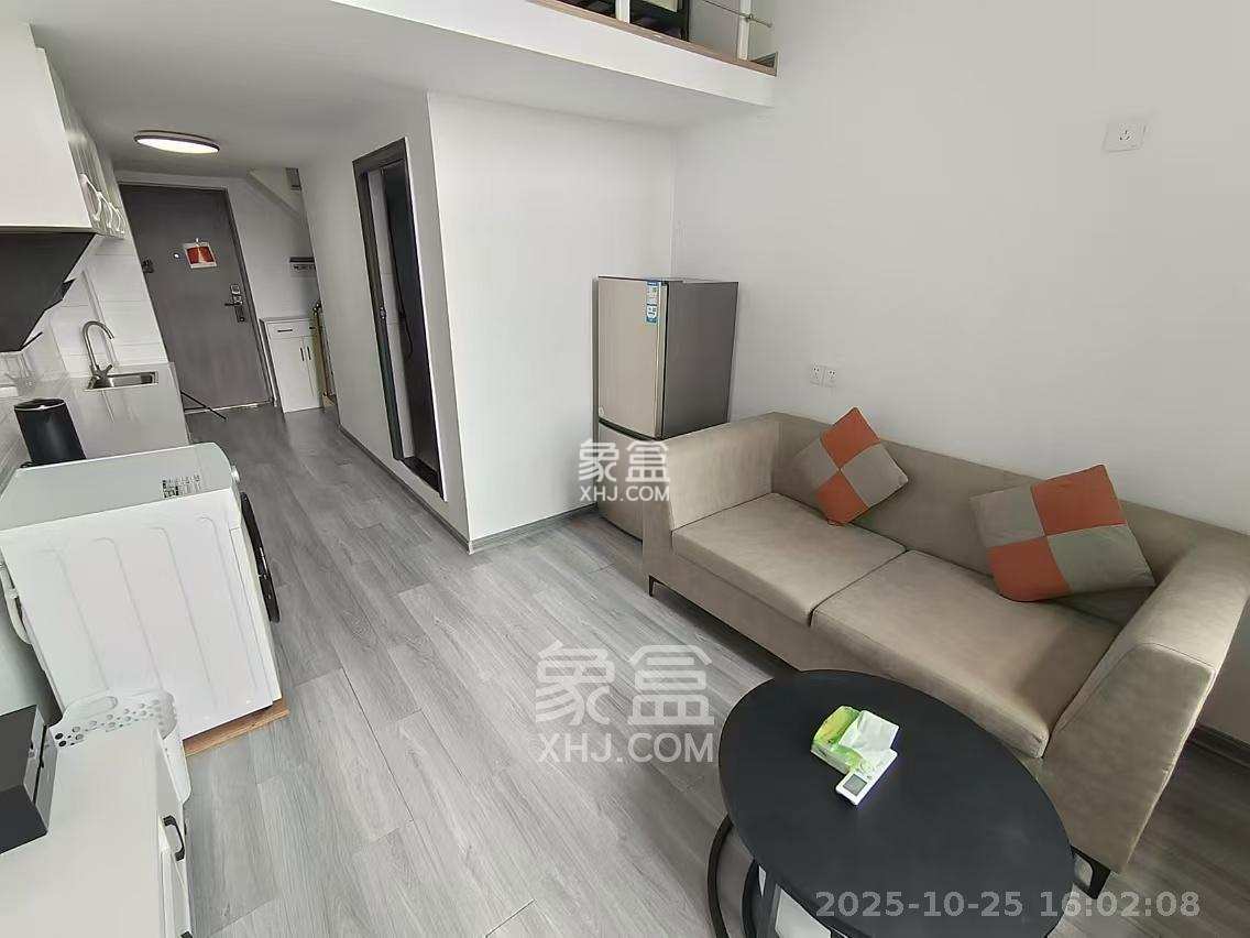 龙湖湘江星座(祺鑫星座公寓)  1室1厅1卫    1900.0元/月 龙湖湘江星座(祺鑫星座公寓)  1室1厅1卫    1900.0元/月室内图