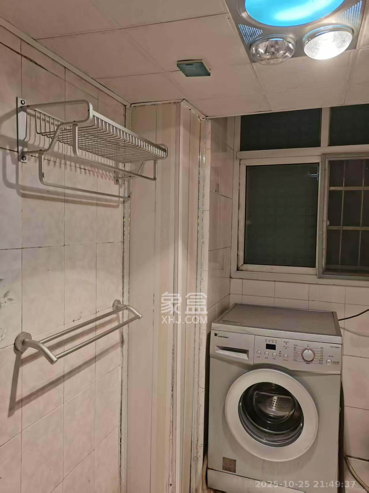 雅泰花园  2室1厅1卫    1800.0元/月