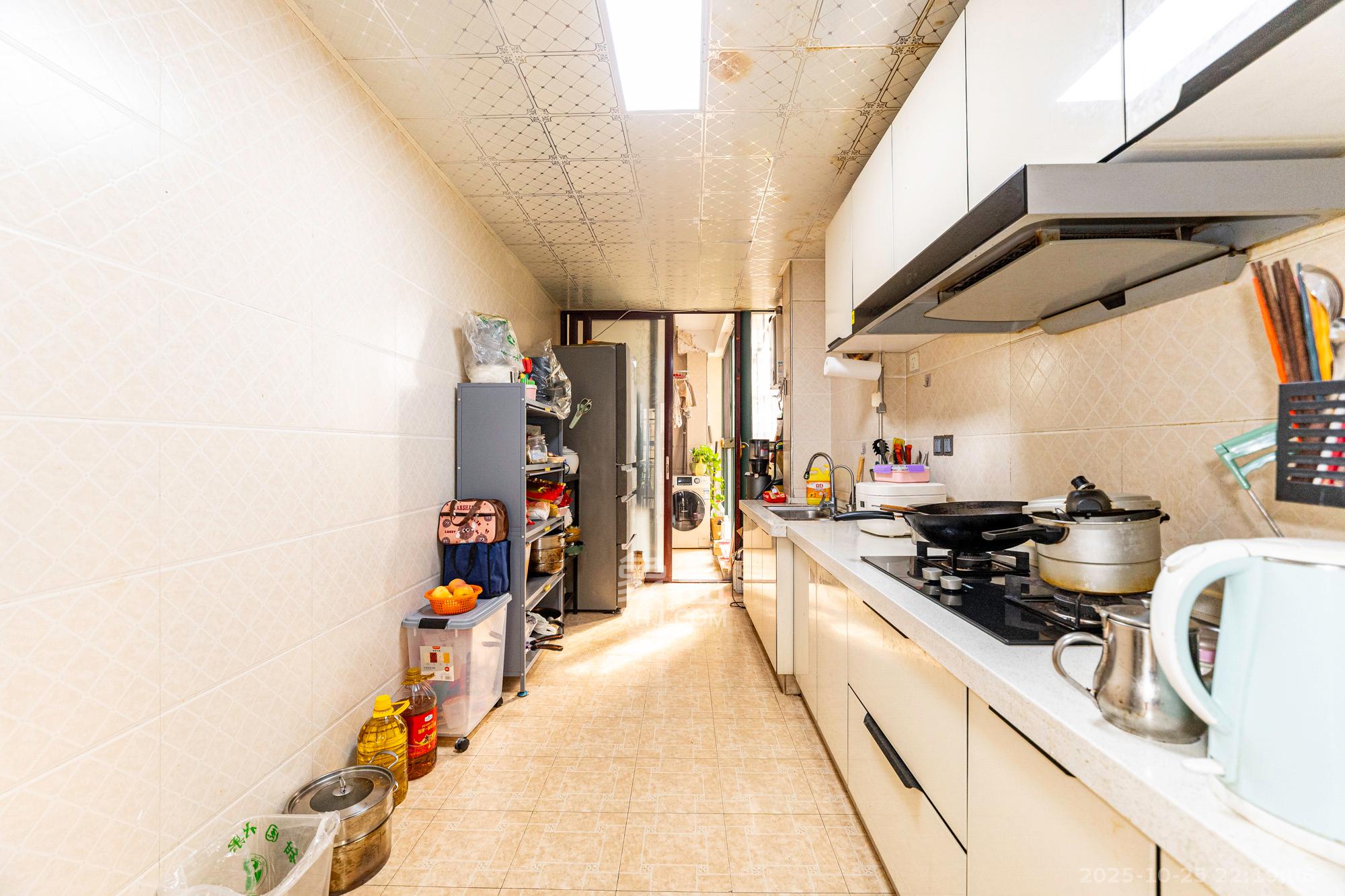 筑梦佳园 4室2厅2卫 79.8万 筑梦佳园 4室2厅2卫 79.8万厨房