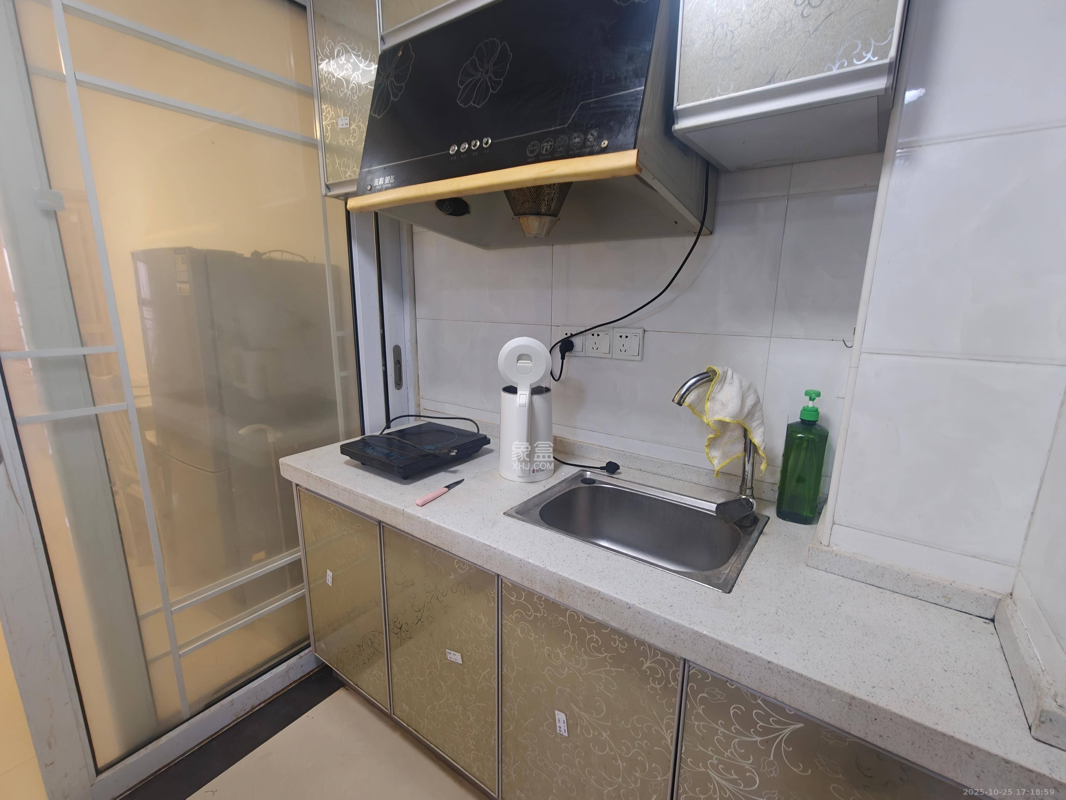 旭辉御府   41.54㎡      1200.0元/月室内图