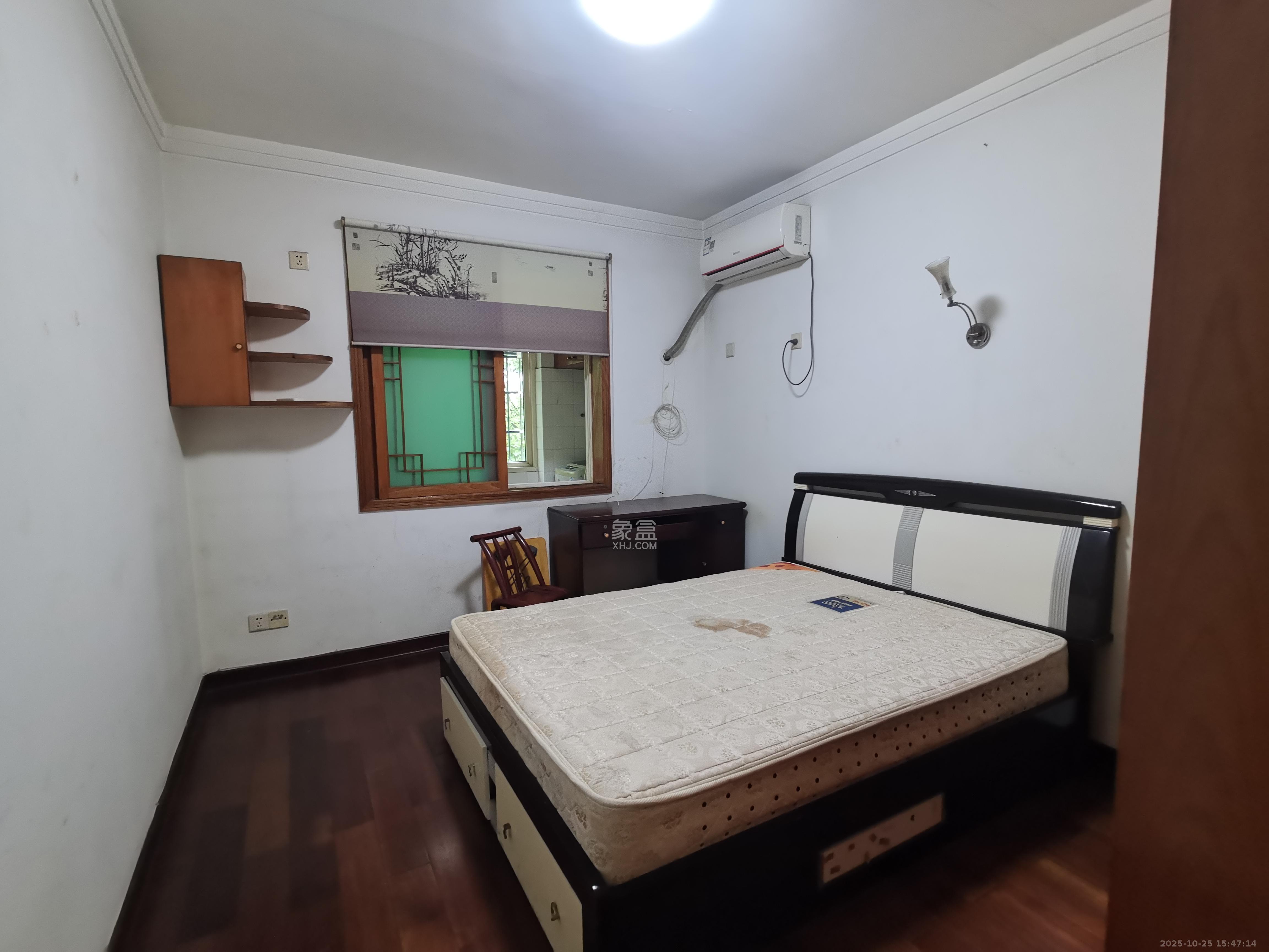 五一新村安置小区(永定社区、永兴社区、永祥社区)  3室2厅1卫    1900.0元/月 五一新村安置小区(永定社区、永兴社区、永祥社区)  3室2厅1卫    1900.0元/月室内图