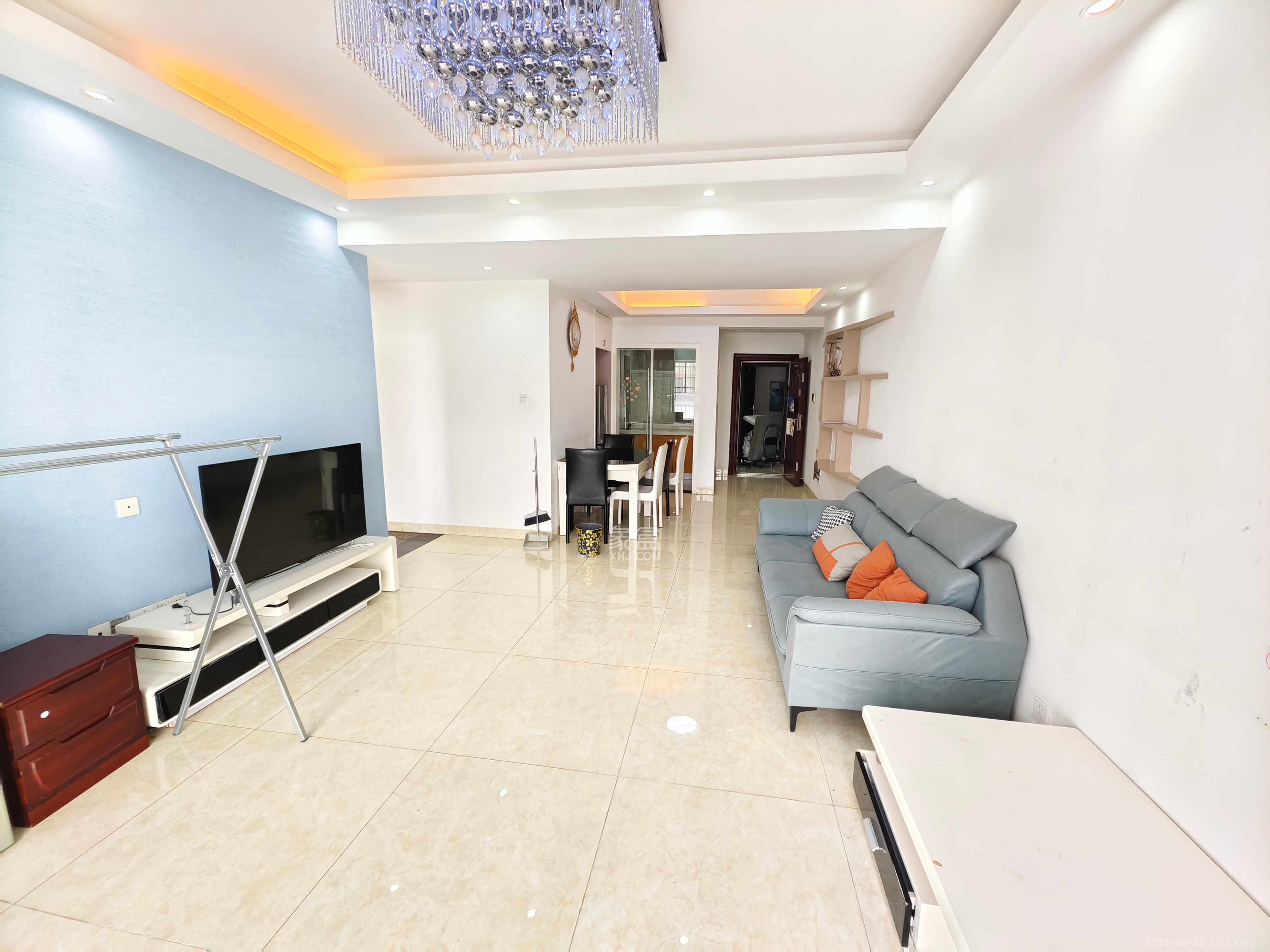 金房奥斯卡  3室2厅2卫    2500.0元/月室内图