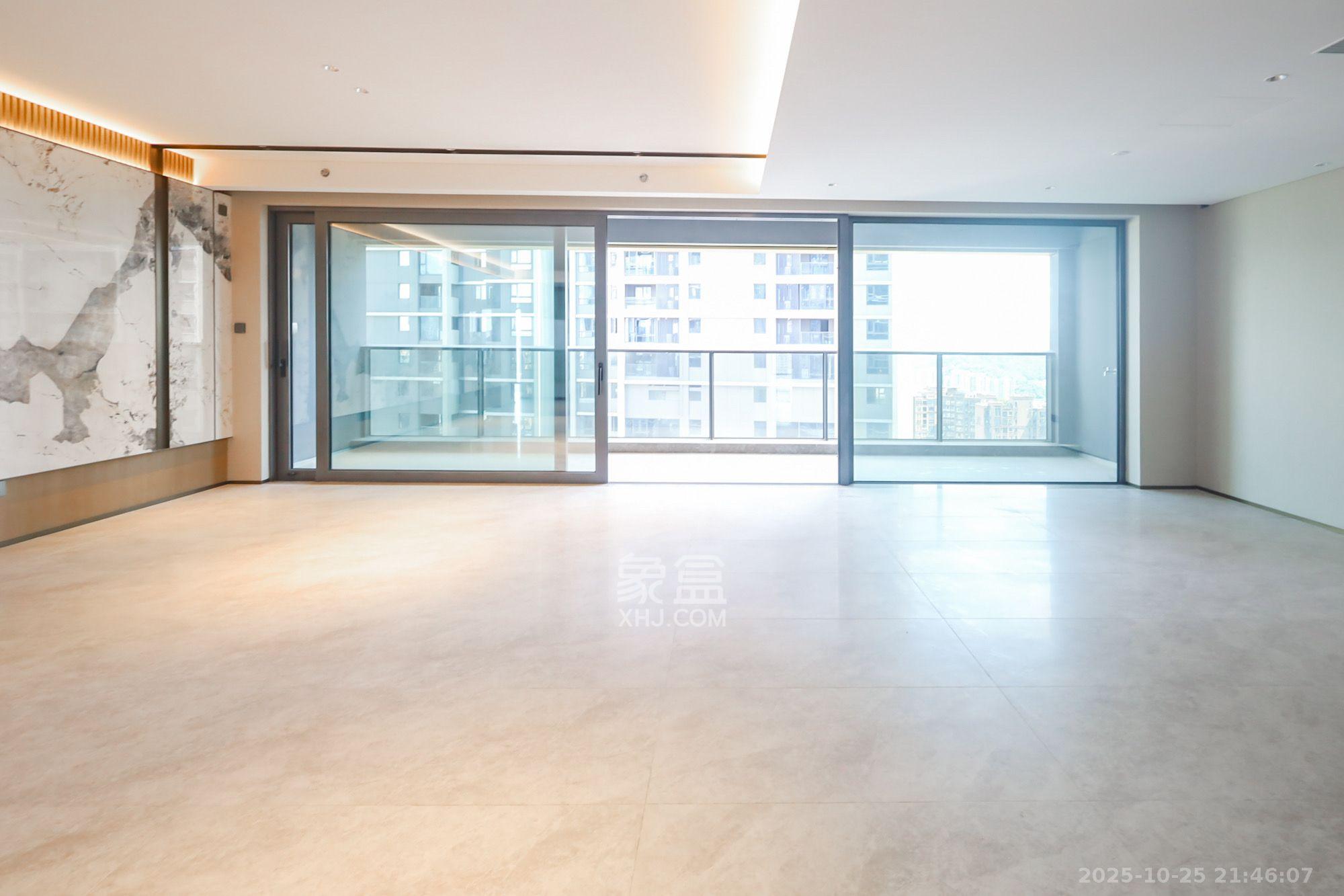 长沙悦府(华润万象城)  4室2厅2卫    10800.0元/月 长沙悦府(华润万象城)  4室2厅2卫    10800.0元/月室内图