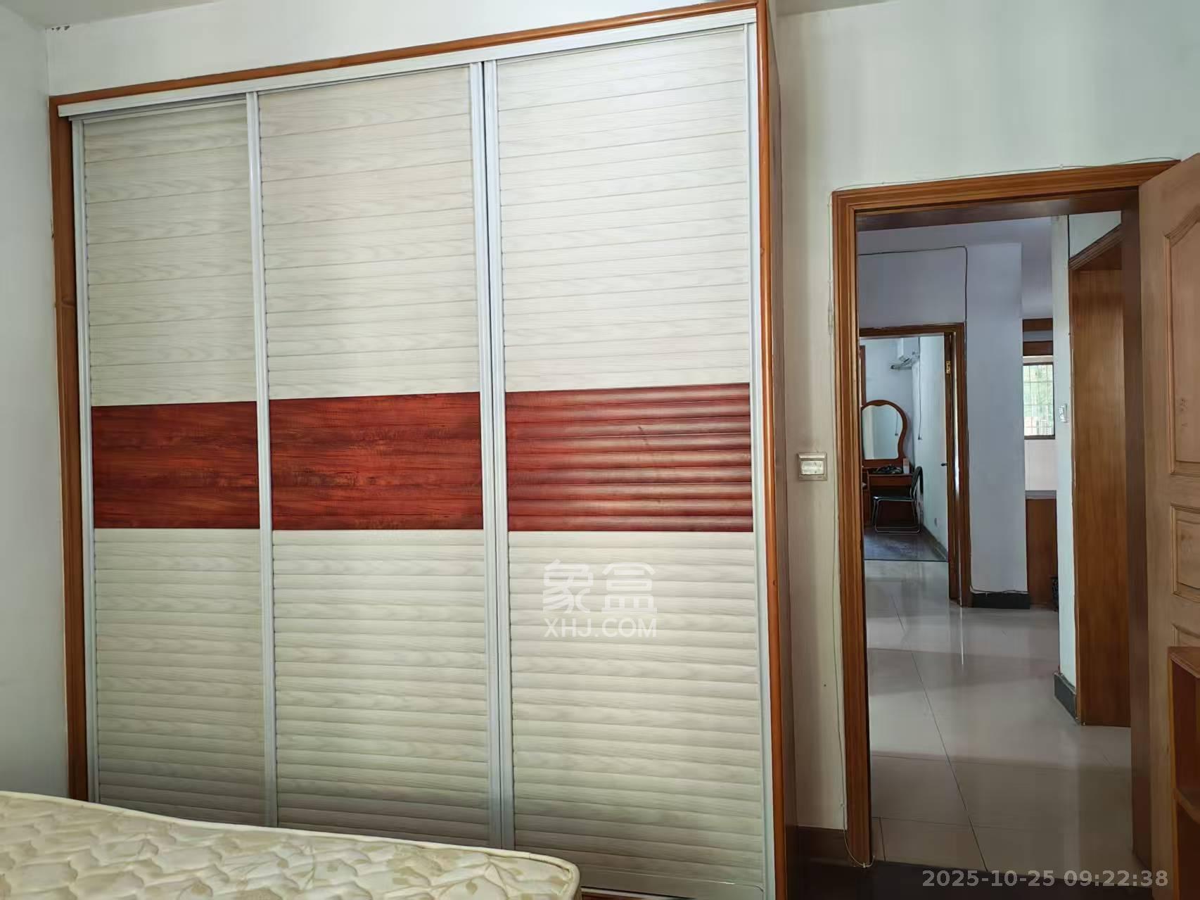 仁和家园 3室2厅2卫 1900.0元/月 仁和家园 3室2厅2卫 1900.0元/月室内图