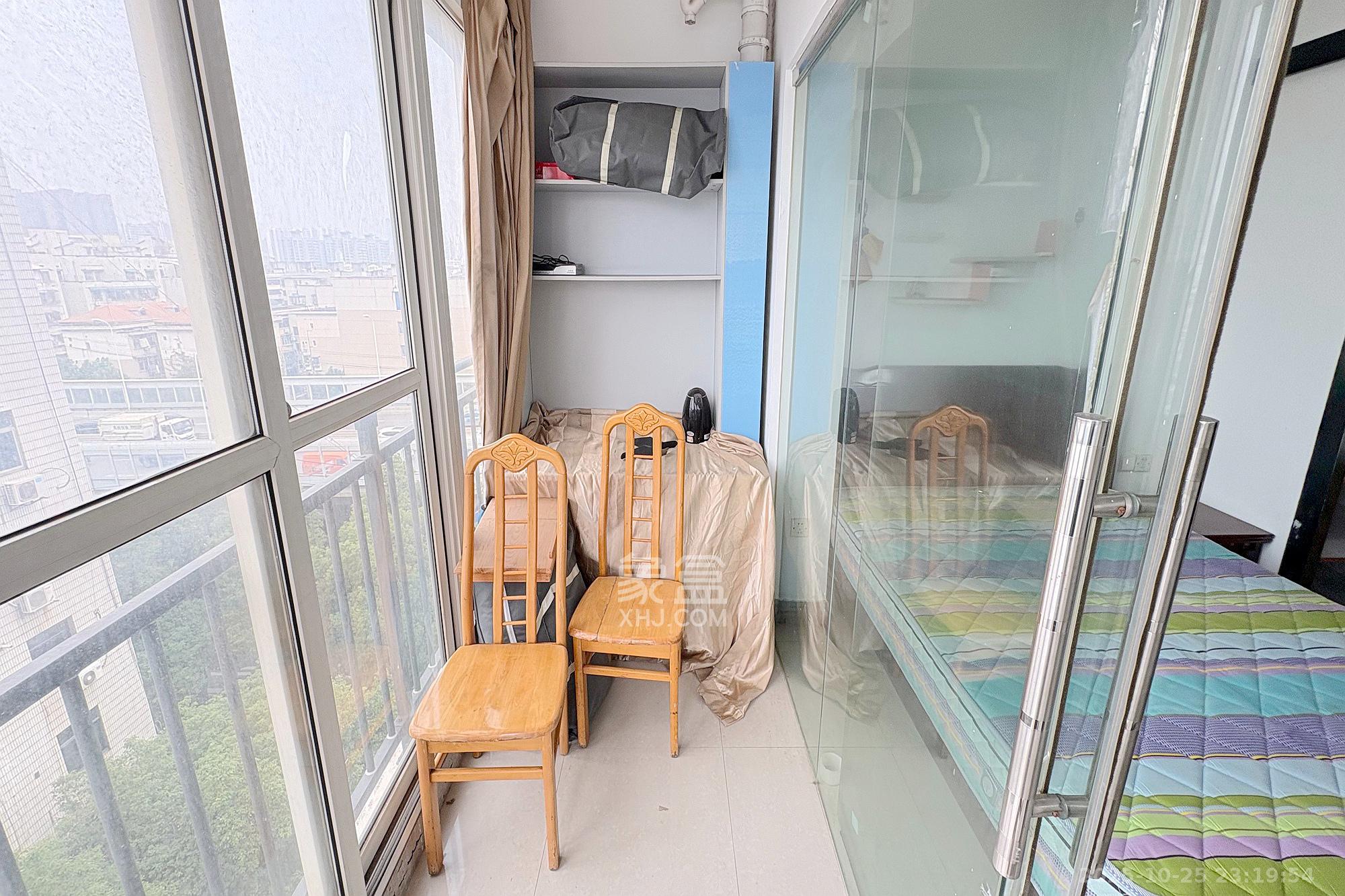 星典时代  1室1厅1卫    34.0万阳台