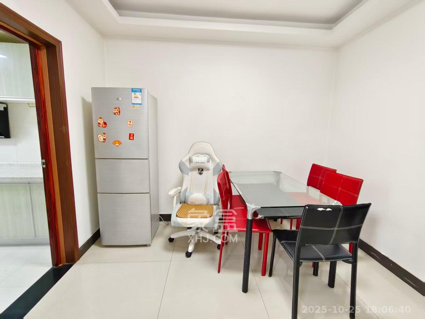 中星苑 2室2厅1卫 2200.0元/月 中星苑 2室2厅1卫 2200.0元/月室内图