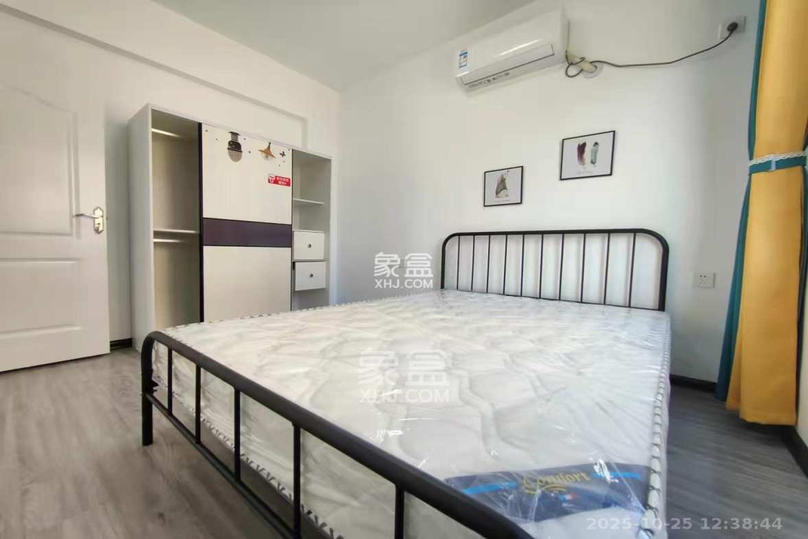 五江书香苑  3室2厅2卫    3300.0元/月 五江书香苑  3室2厅2卫    3300.0元/月室内图