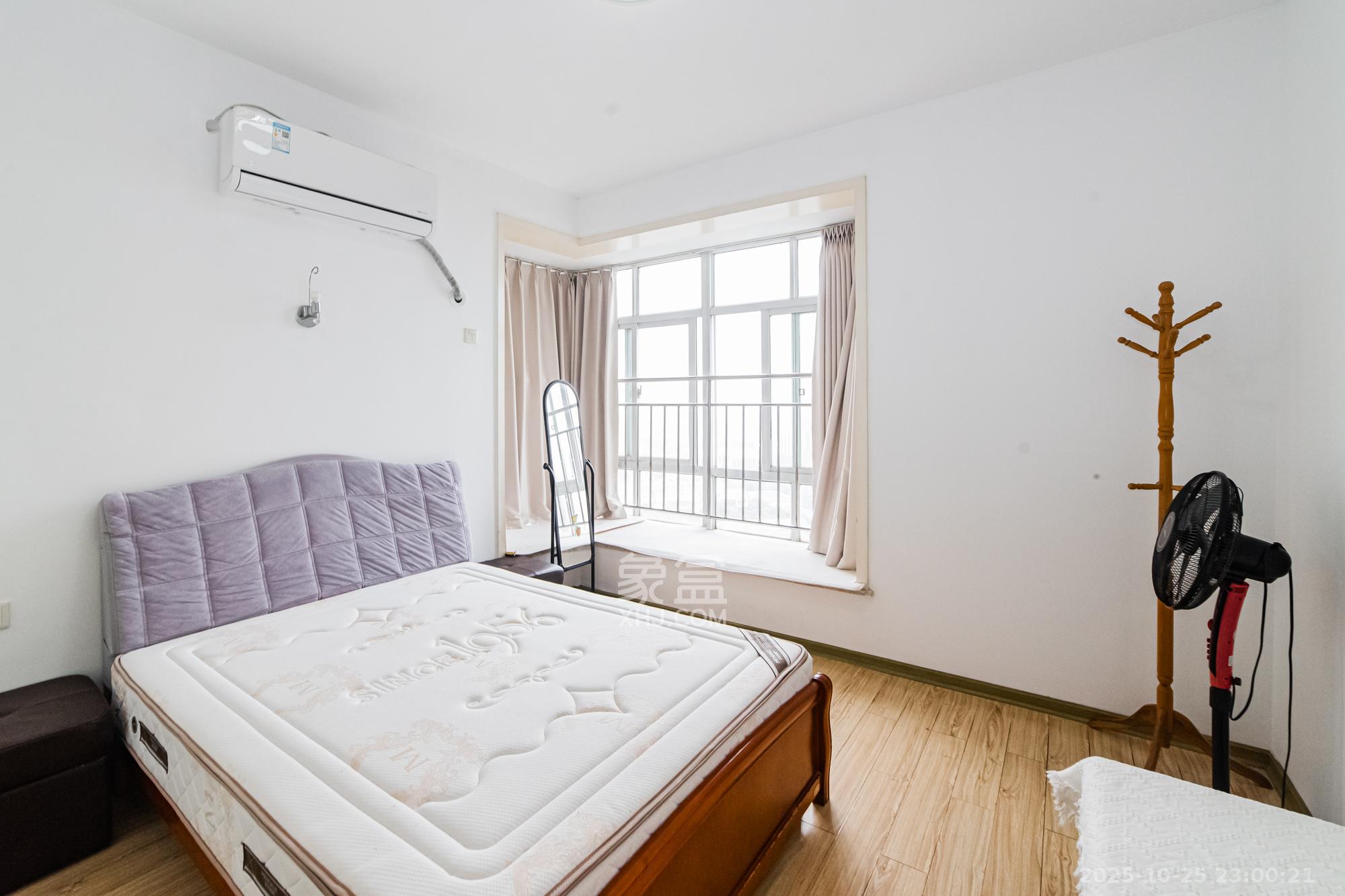 顺天黄金海岸  2室1厅1卫    70.0万卧室