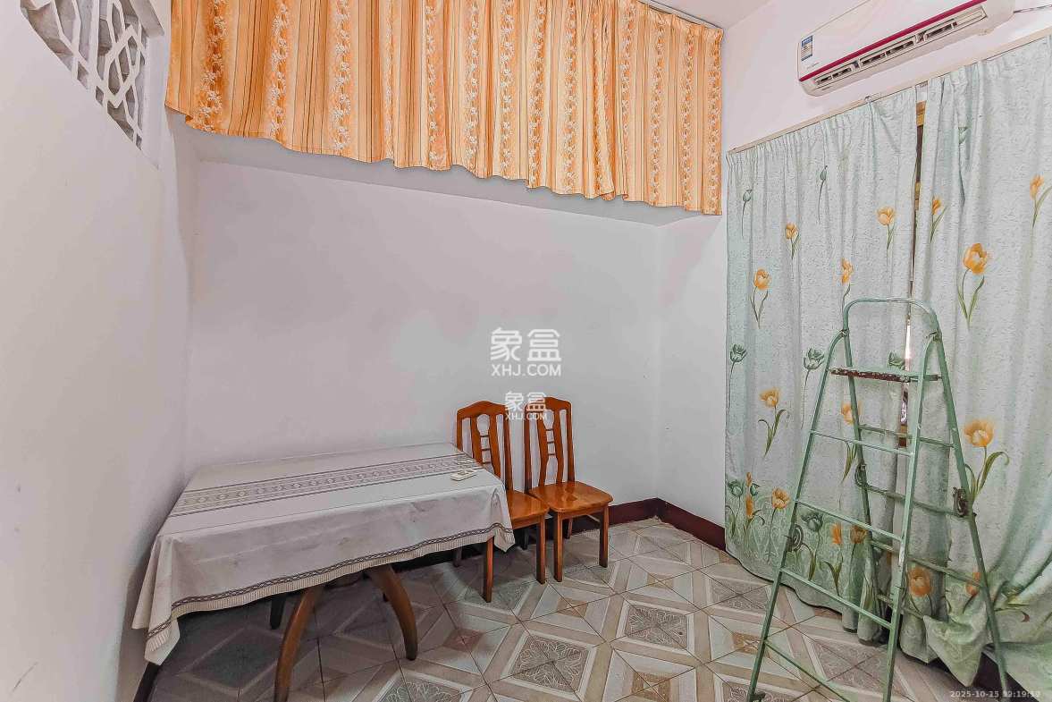 长沙理工大学东院西院 3室2厅1卫 2000.0元/月 长沙理工大学东院西院 3室2厅1卫 2000.0元/月室内图